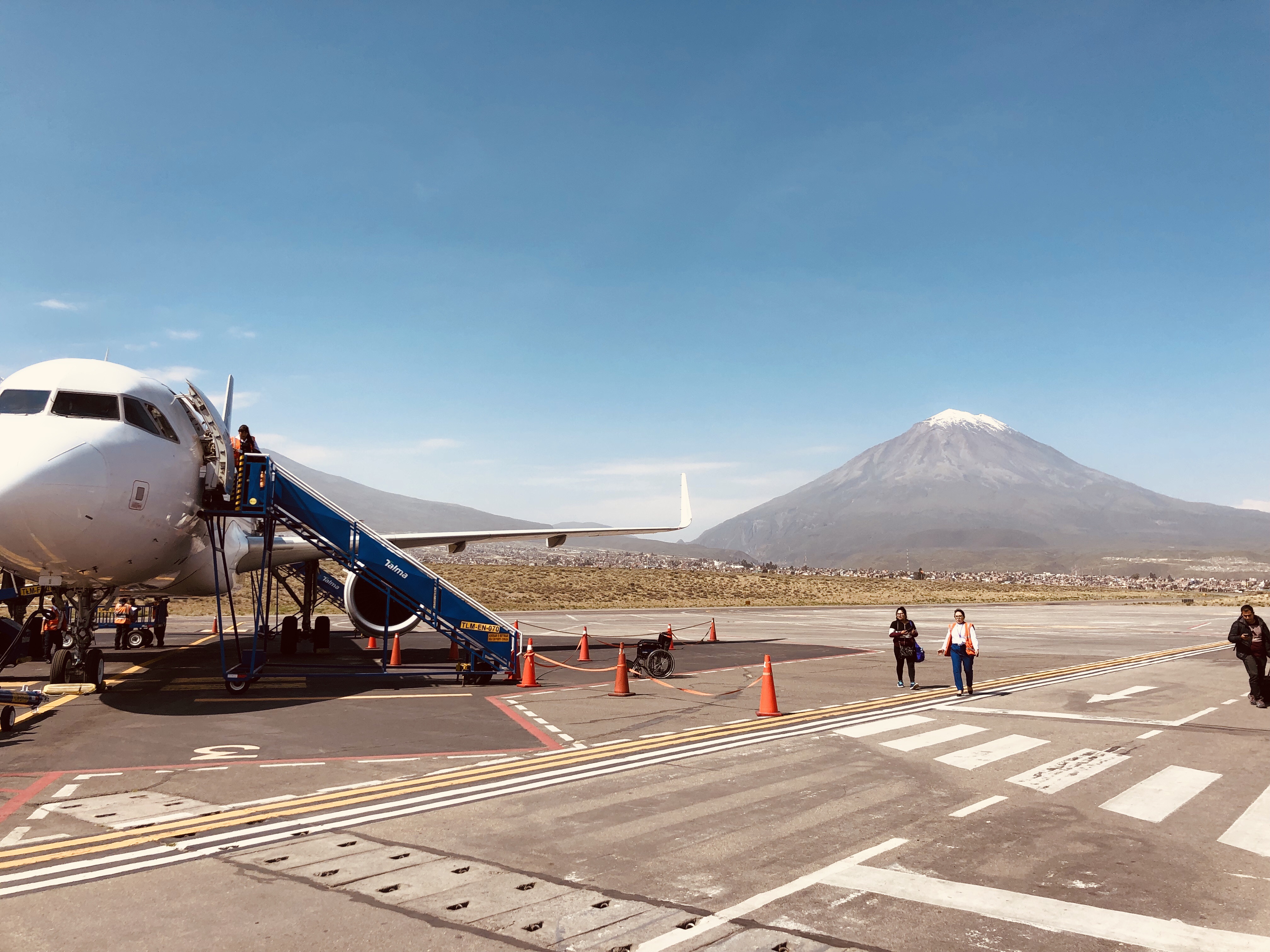 坑爹经历秘鲁航空737500经济舱体验