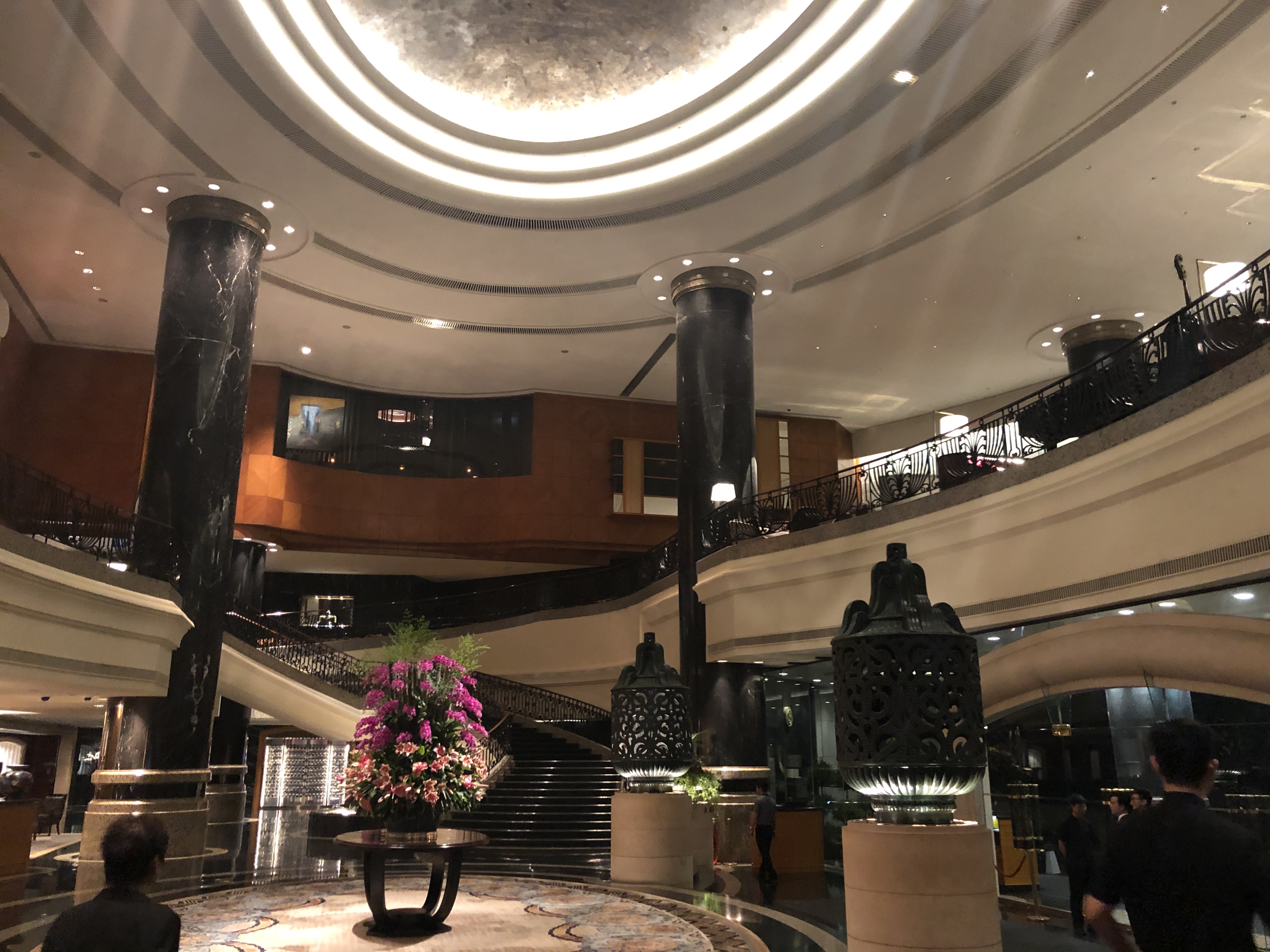 历久弥新,屹立不倒 — 亚洲旗舰 香港君悦酒店