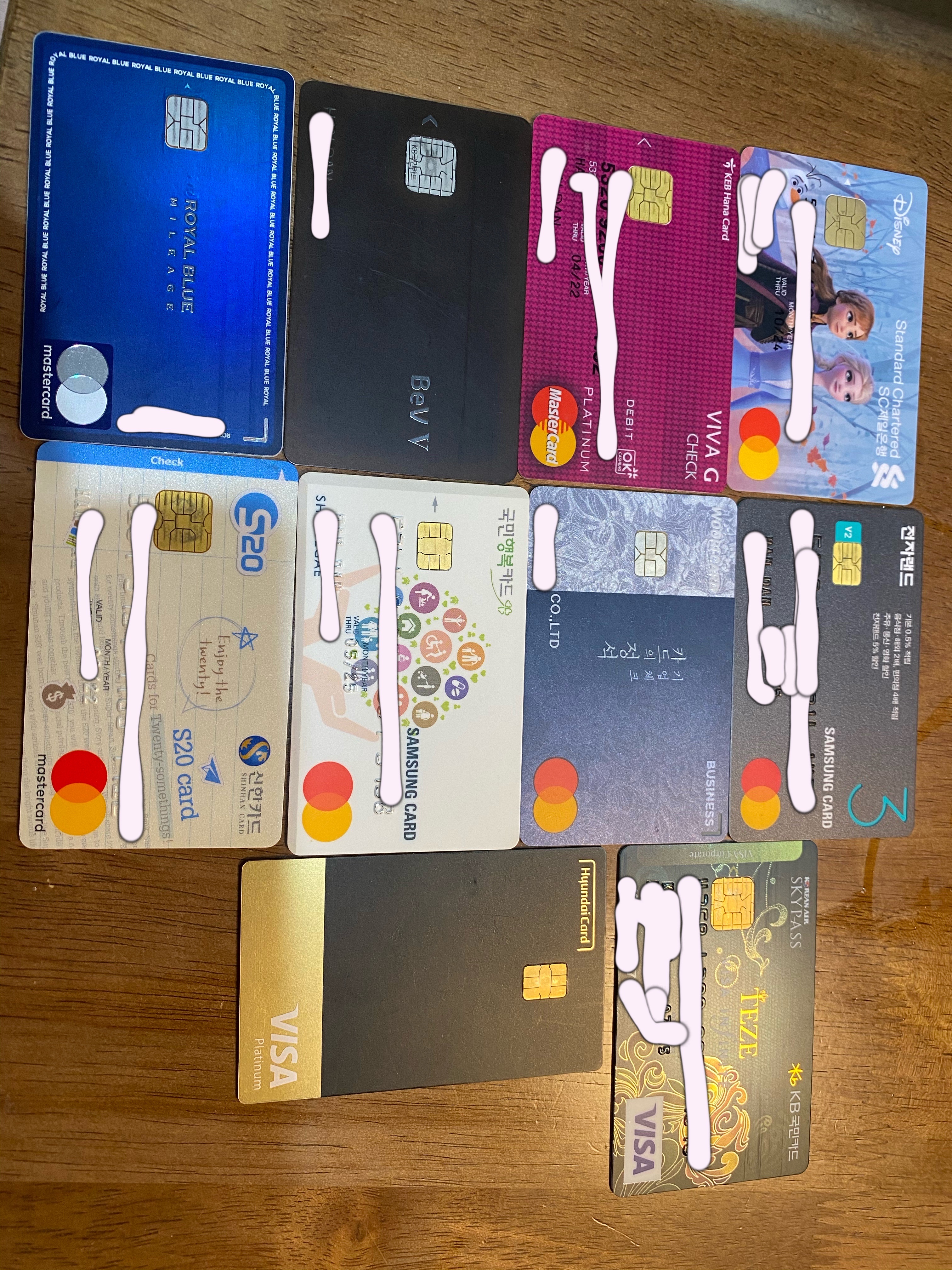 分享下我在韩国持有的各家信用卡sc是私人银行开通给的卡keb是okdebit