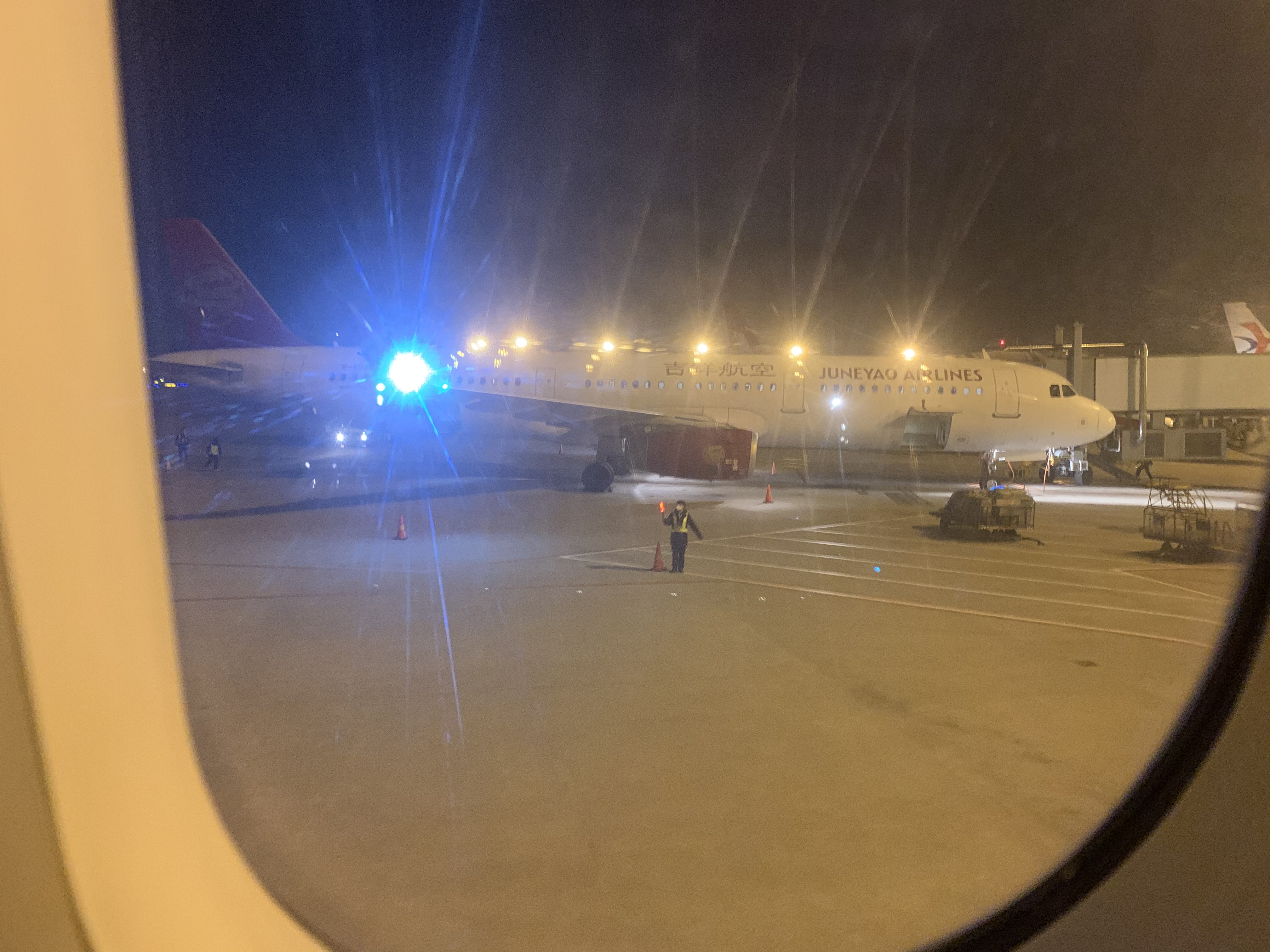 吉祥ho1287座位图,吉祥ho1711座位图 穿行黑夜心向如意吉祥航空ho1288cansha公务舱飞行