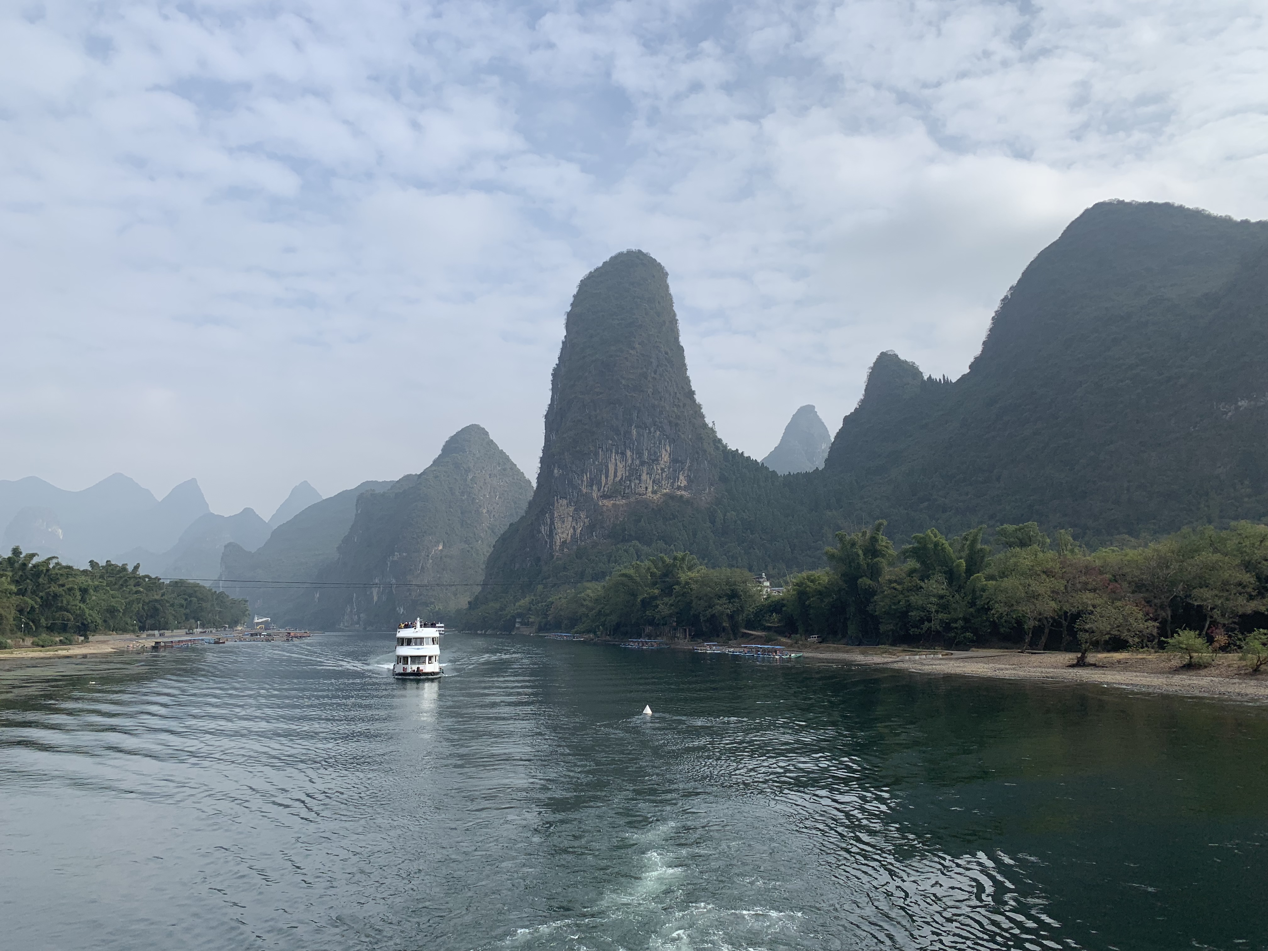 桂林山水甲天下阳朔山水甲桂林小记桂林中心智选假日酒店