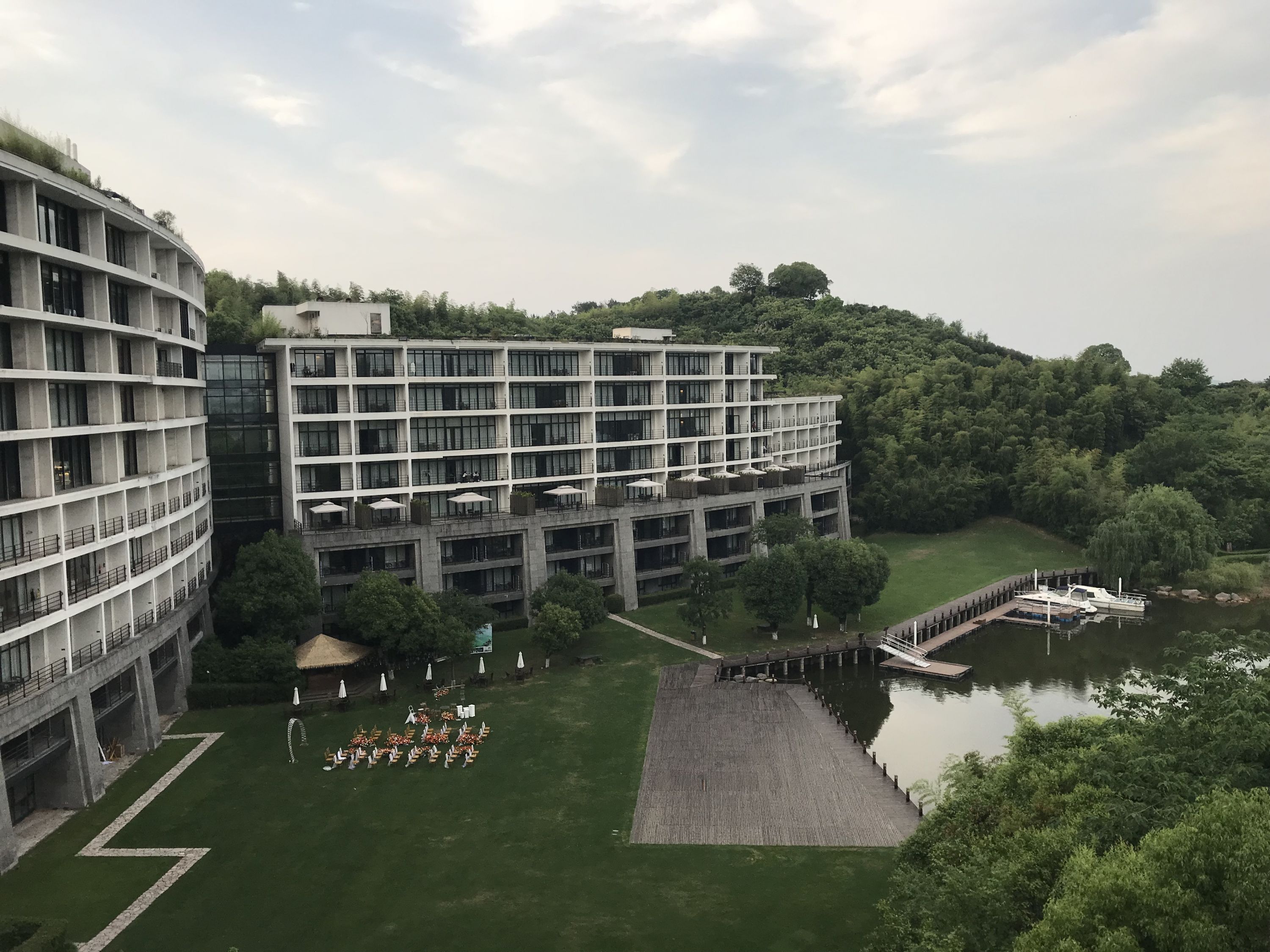 疫情后的溧阳天目湖涵田度假村湖景房,及半山温泉