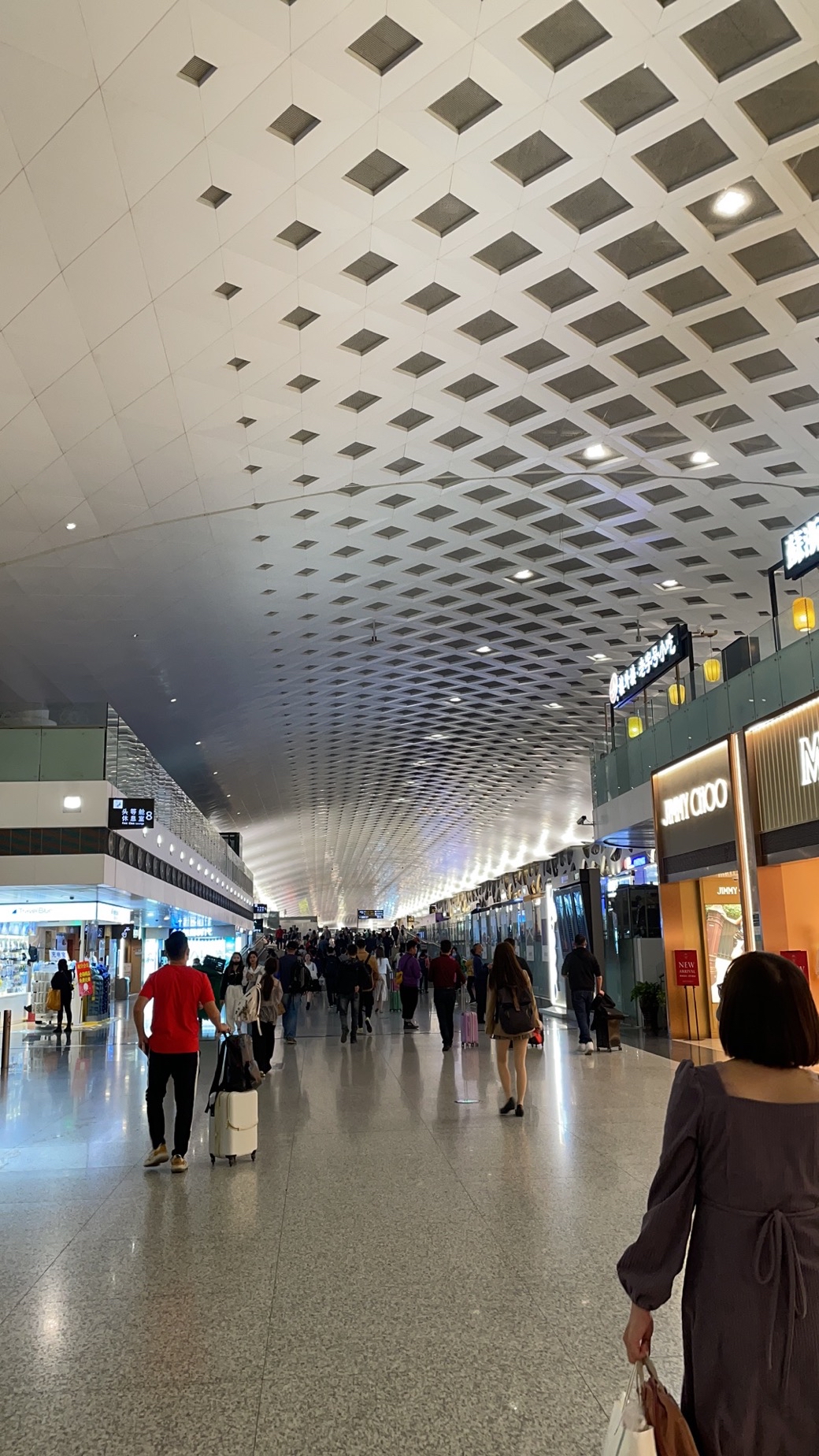 杭州机场真的不行,没有机组车送到停机坪-候机楼-飞客
