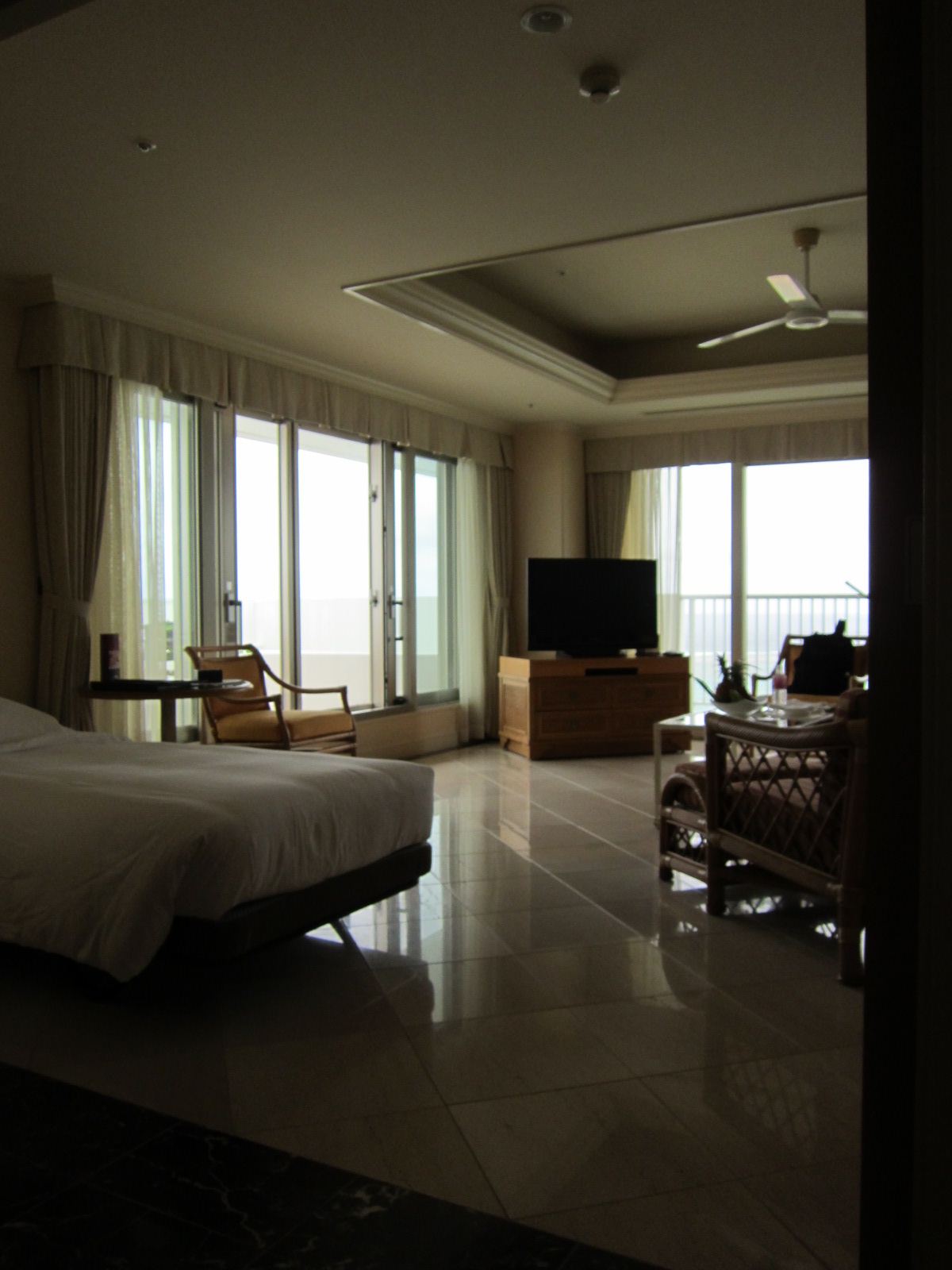 ձʯԫuH(Ishigaki  IC  resort)  2012.06   Red suite   ЈD M