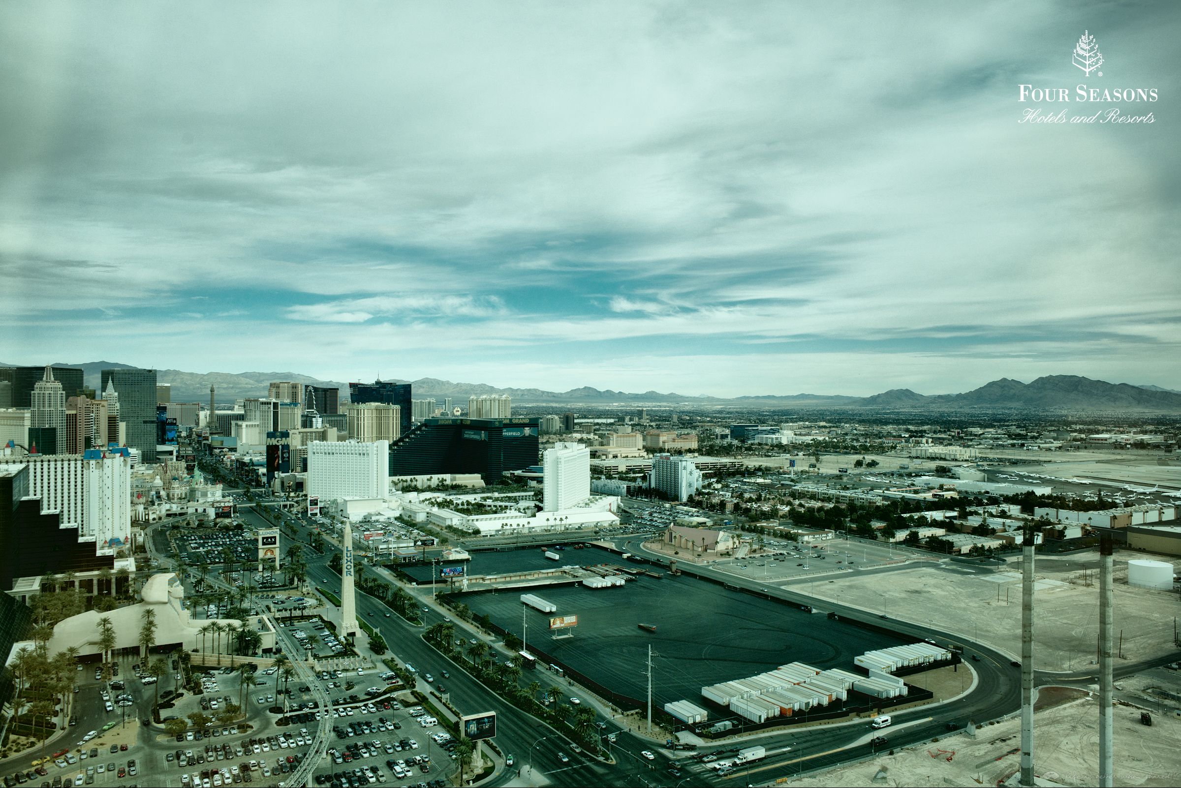 Fourseasons LasVegas | The Strip View Room | 2014.2