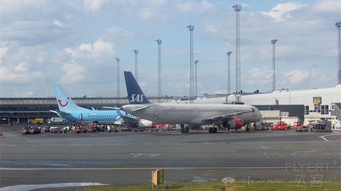 Ryan圣马丁拍机之旅(15)6月22日北欧航空SK1724哥本哈根-赫尔辛基GO舱报告(再乘B717)