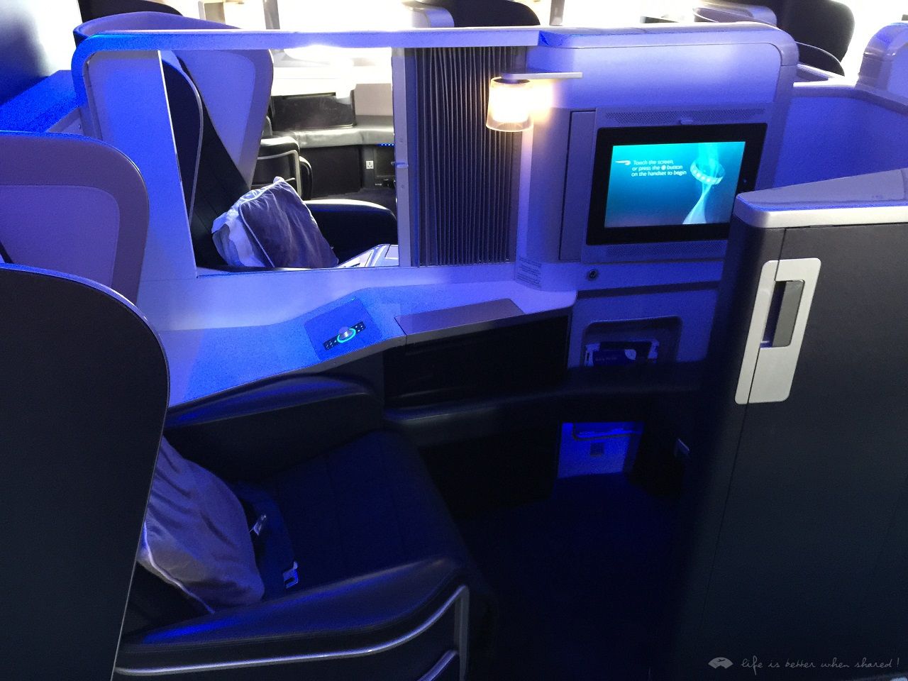 British Airways PEK-LHR BA38 Boeing 777 First reviews