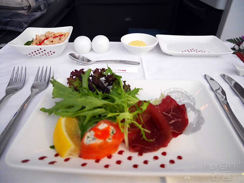 国航CA933 PEK-CDG头等舱啰嗦版汇报 顺带CA934 CDG-PEK 商务舱 极简版汇报