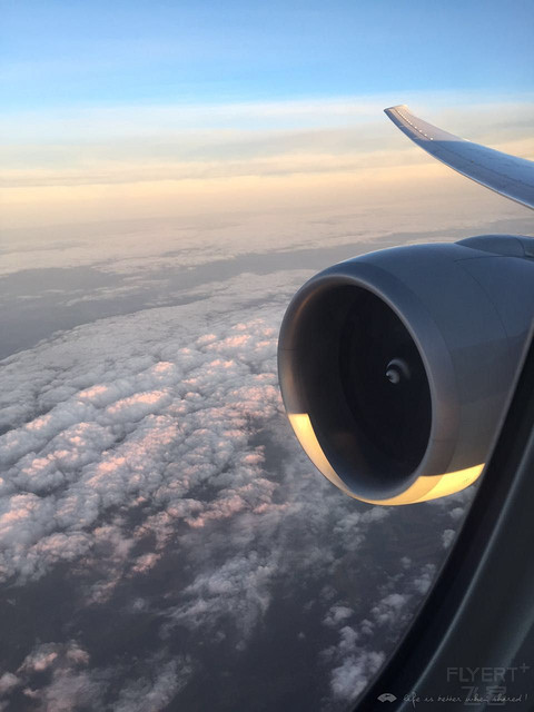 国航CA933 PEK-CDG头等舱啰嗦版汇报 顺带CA934 CDG-PEK 商务舱 极简版汇报