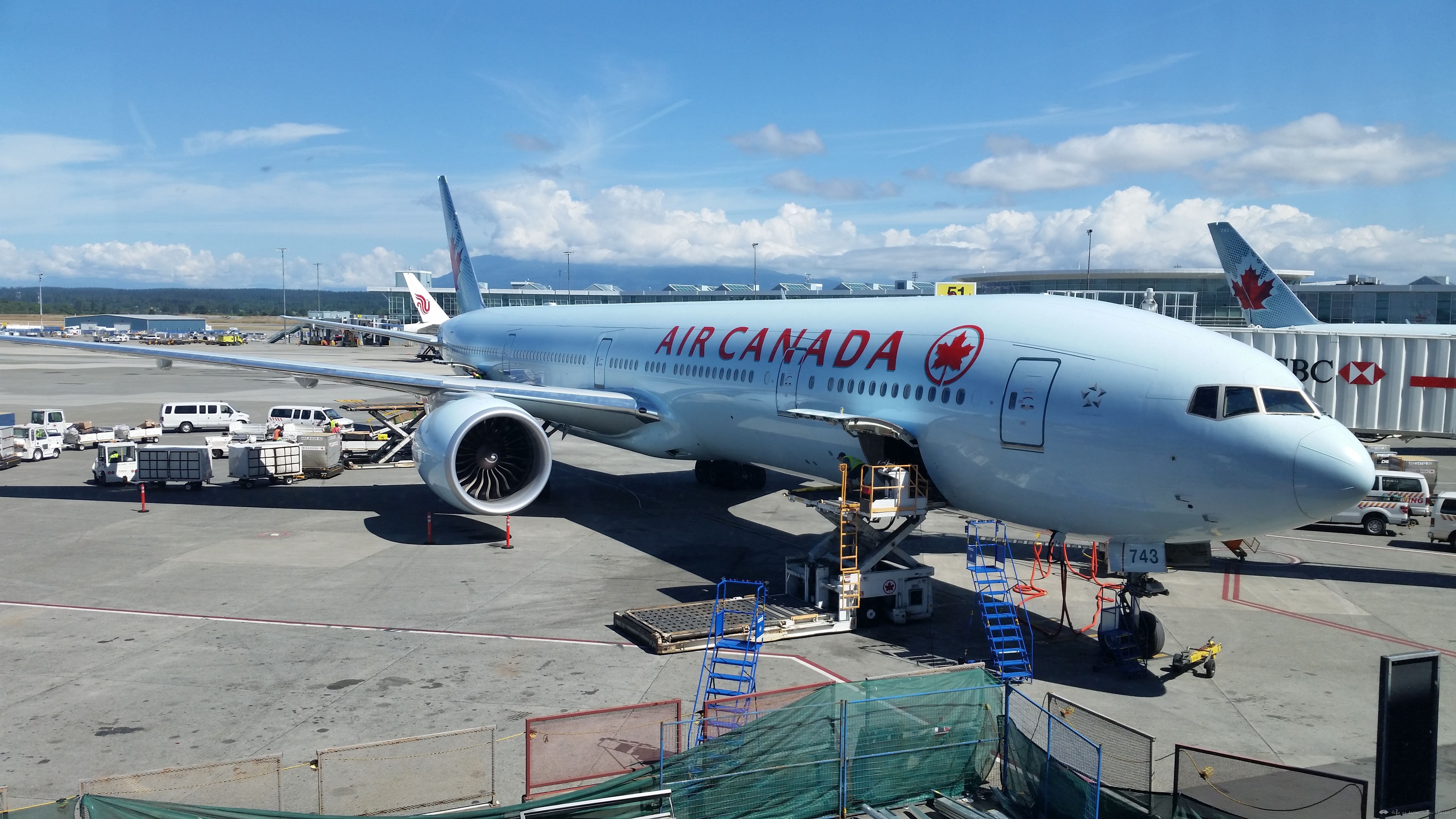 ӹPart 4:AC YYZ-YVR-HKG; ܶ77W*˿20Сʱ; MLL in YYZ&YVR