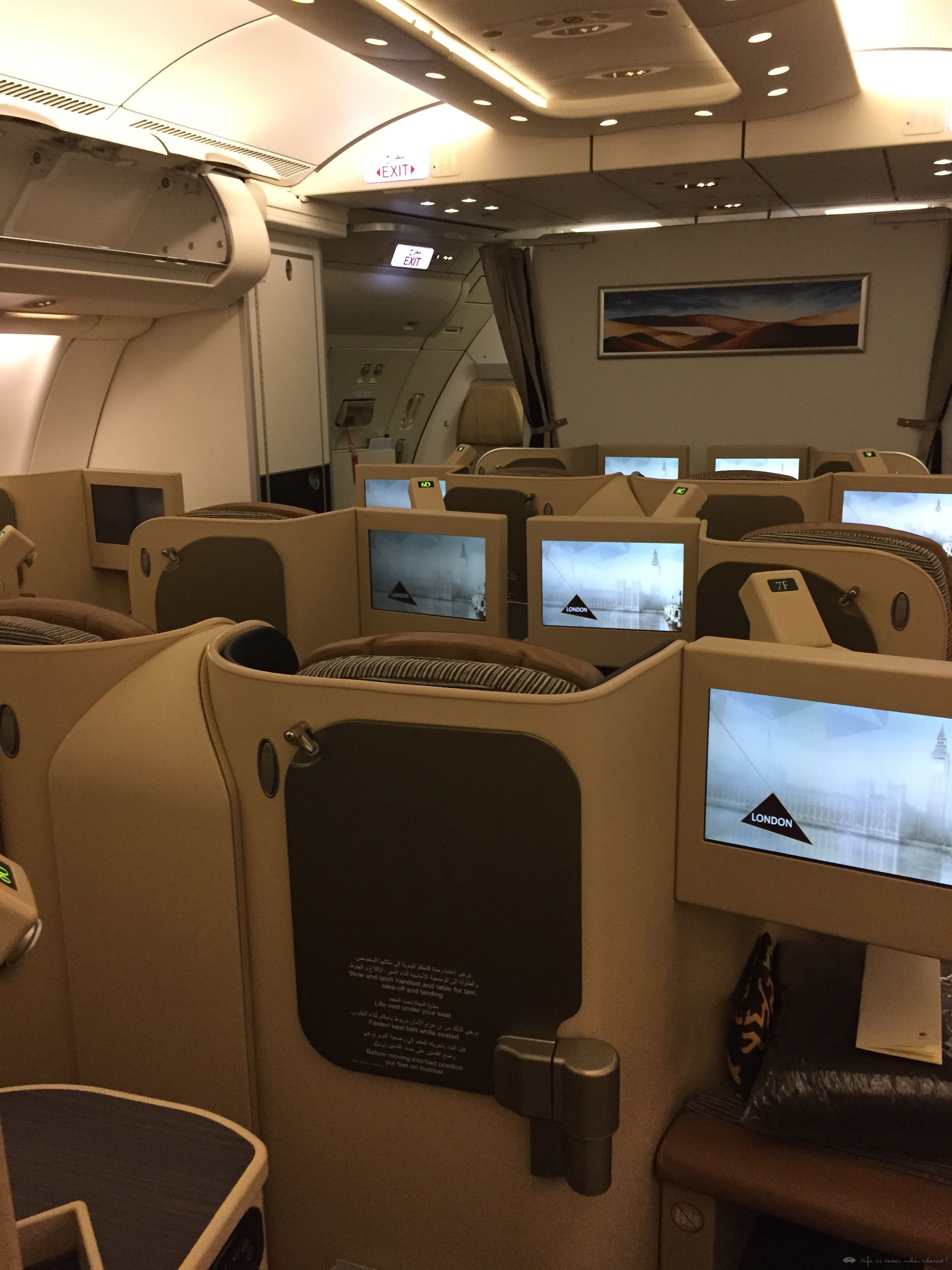 B787-9 FIRST SUITE