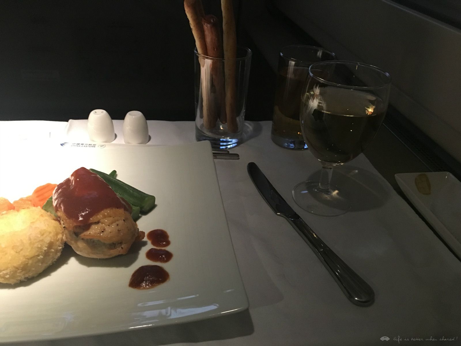 MU77WͷȲ PVG-LAX