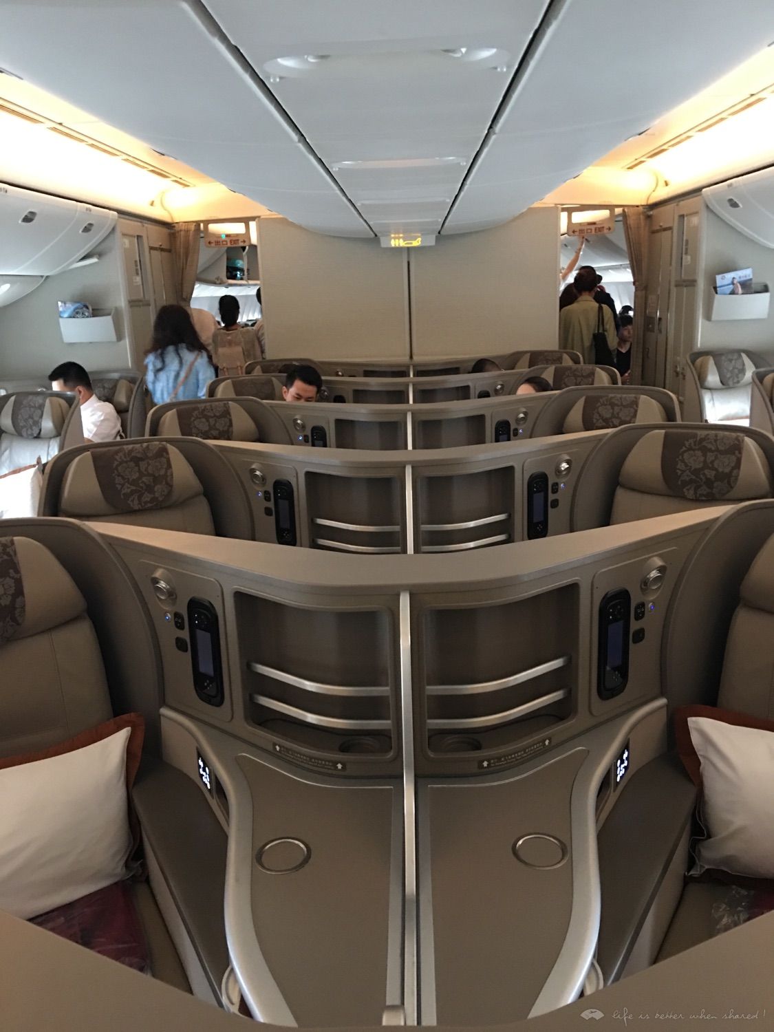 ˬ; PVG-ICN ;773