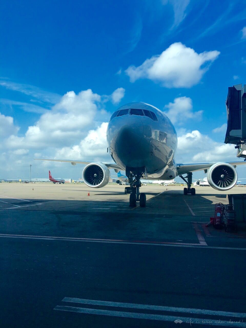 PVG-LAX 77W