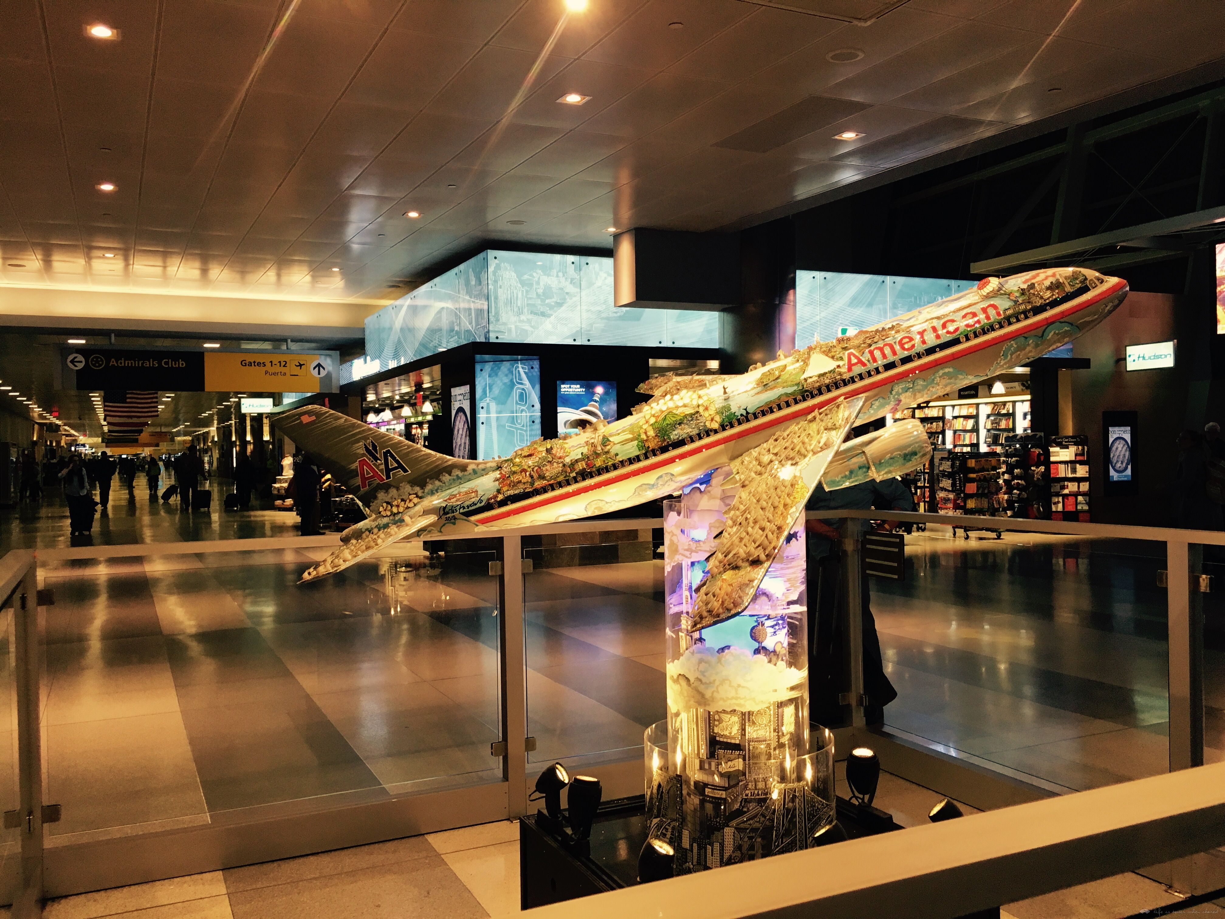 Seattleite·ݳշб棬JFK-DOH-CKG