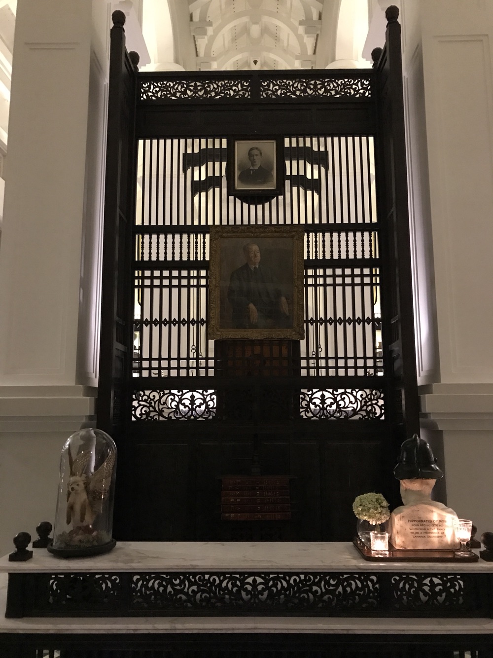 JW