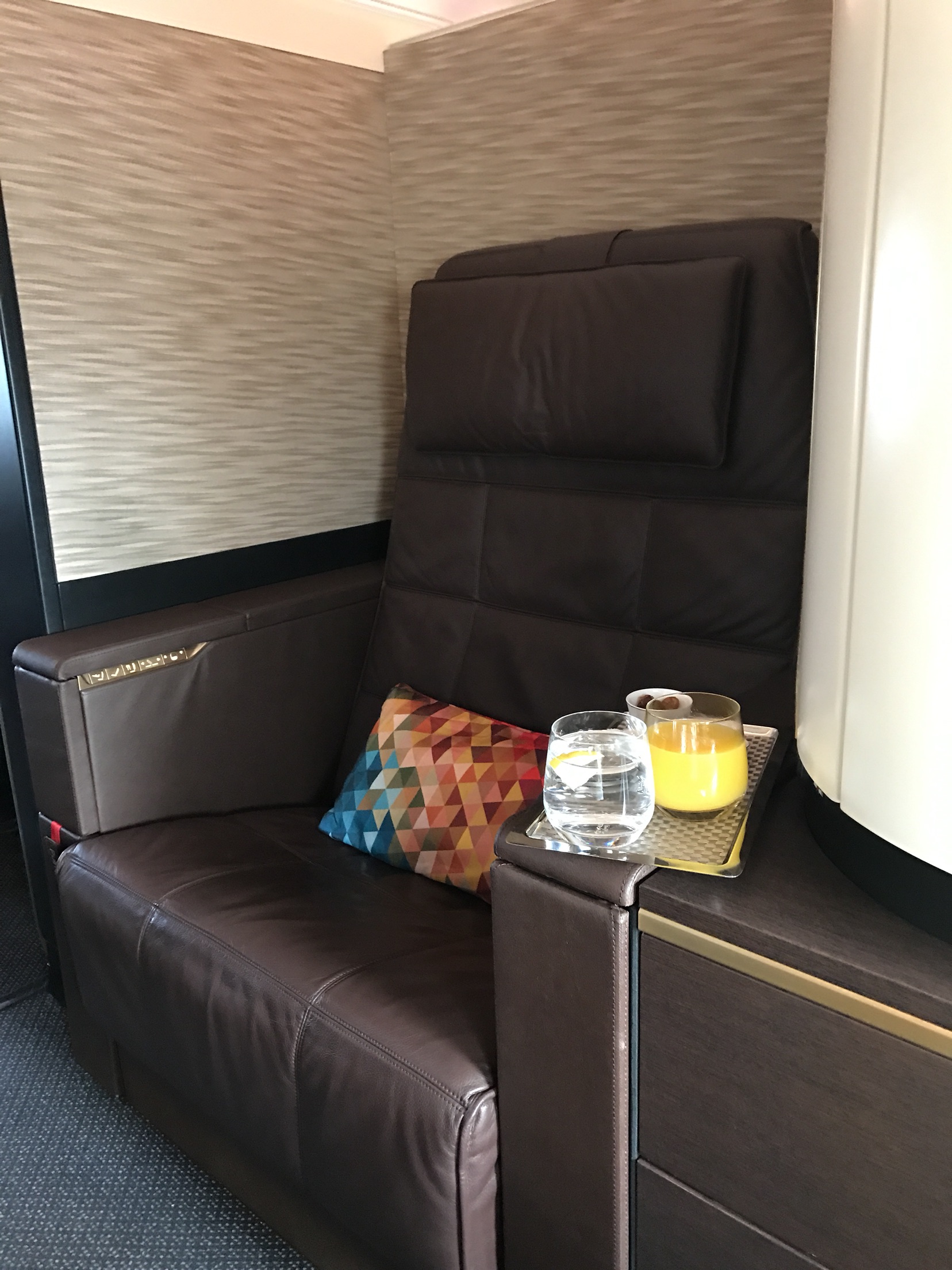 Etihad First Apartment ȵ׶