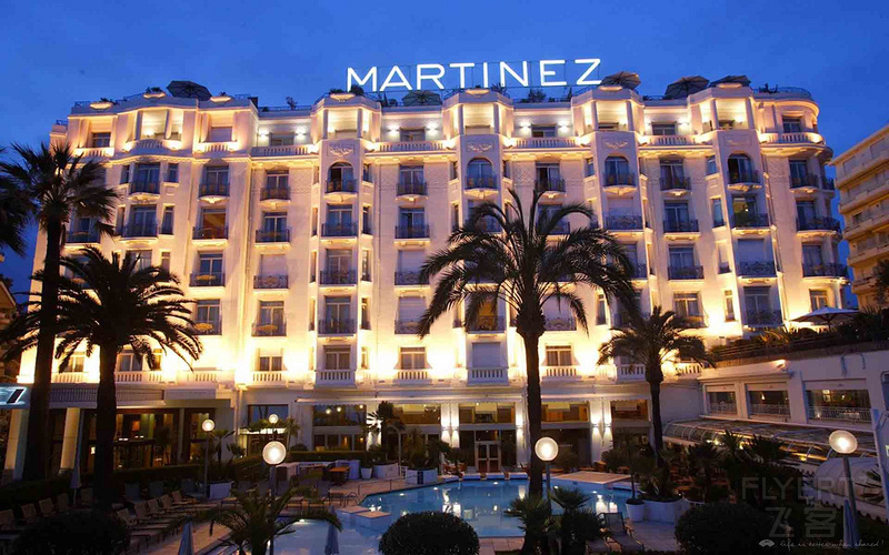 Hotel-martinez-cannes-france.jpg