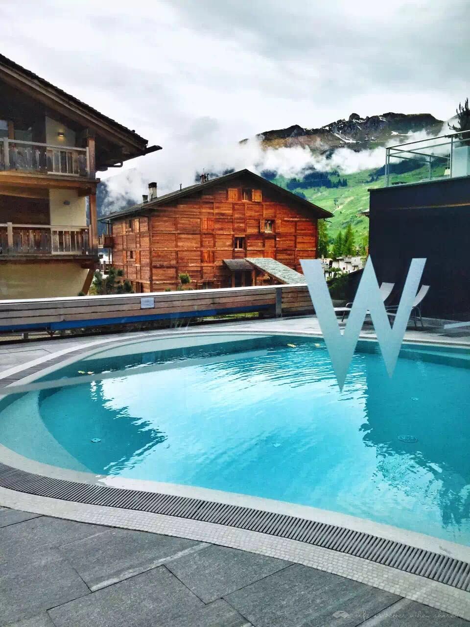 ʿVerbier W HotelŷSPGƵıˡѩ+̨+¯+Ӿ+~