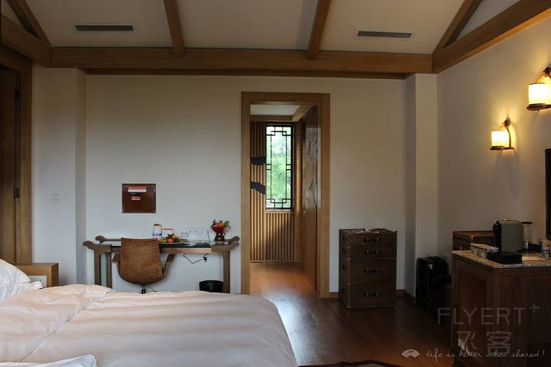 2.room3.JPG