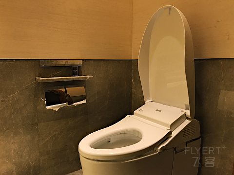 房间5.jpg