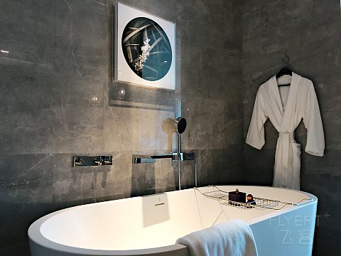 房间6.jpg