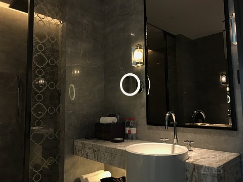 房间8.JPG
