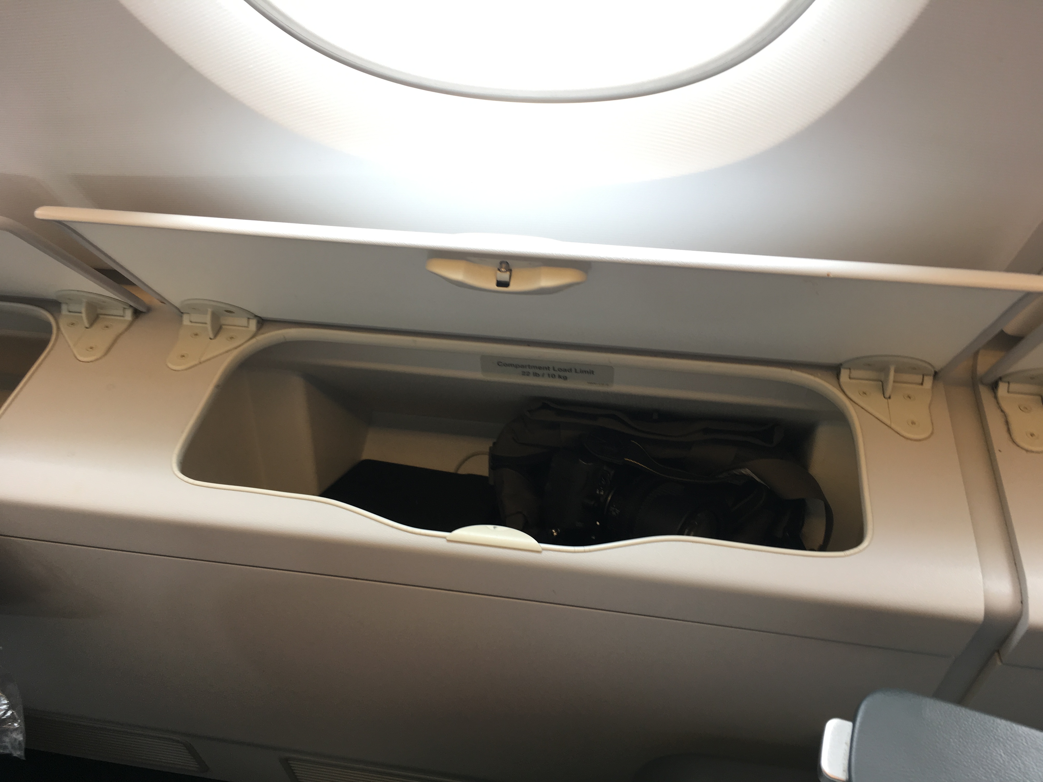һżȻ ¹ɯ LH721 A380 PEK-FRA Biz Class report