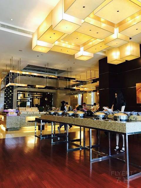 上海明捷万丽酒店入住体验