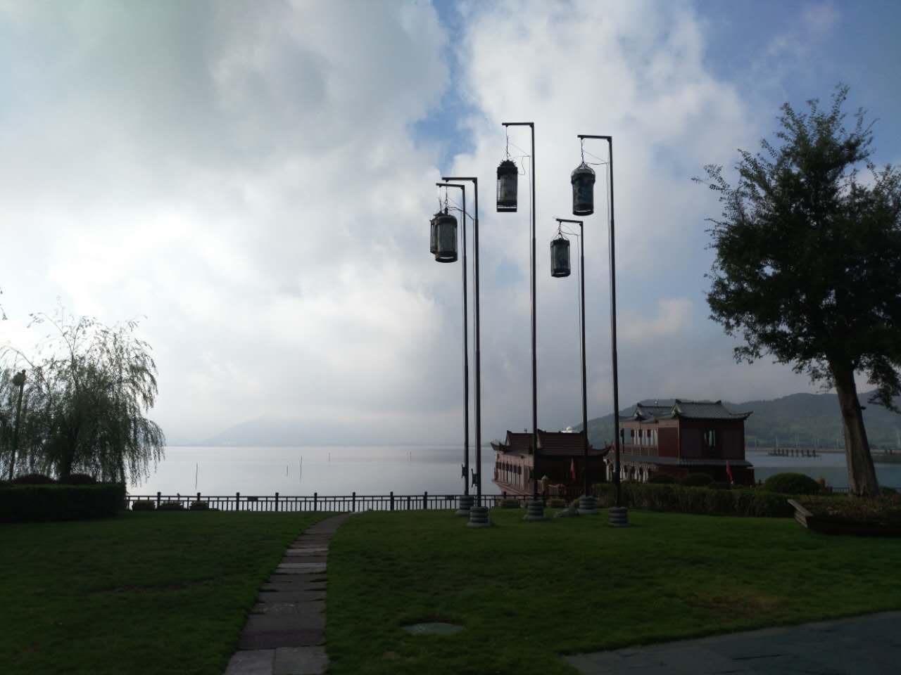 ļĩһ-áʳῨƬ