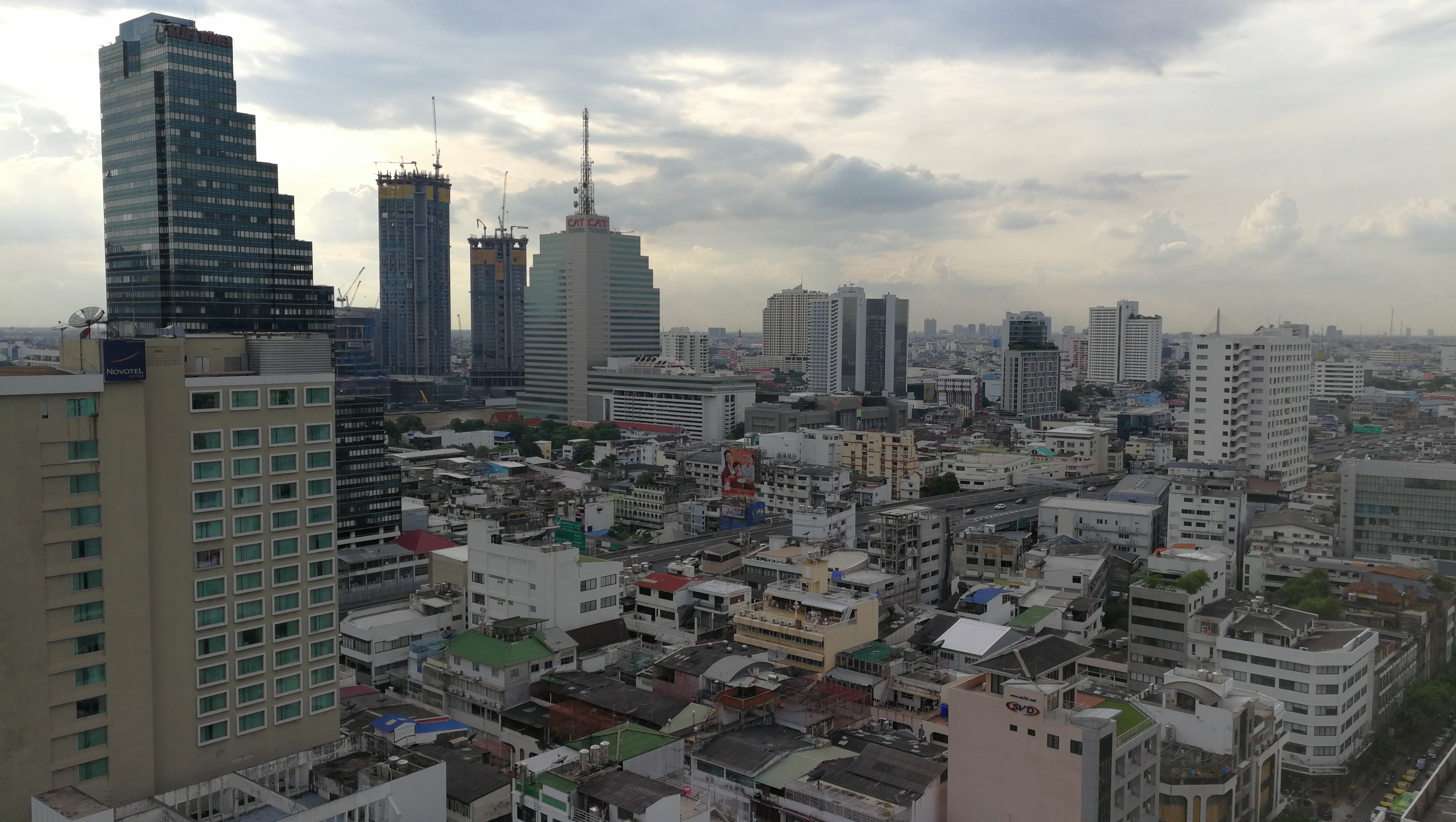 HOLIDAY INN SILOM  ʵ AUG 2017