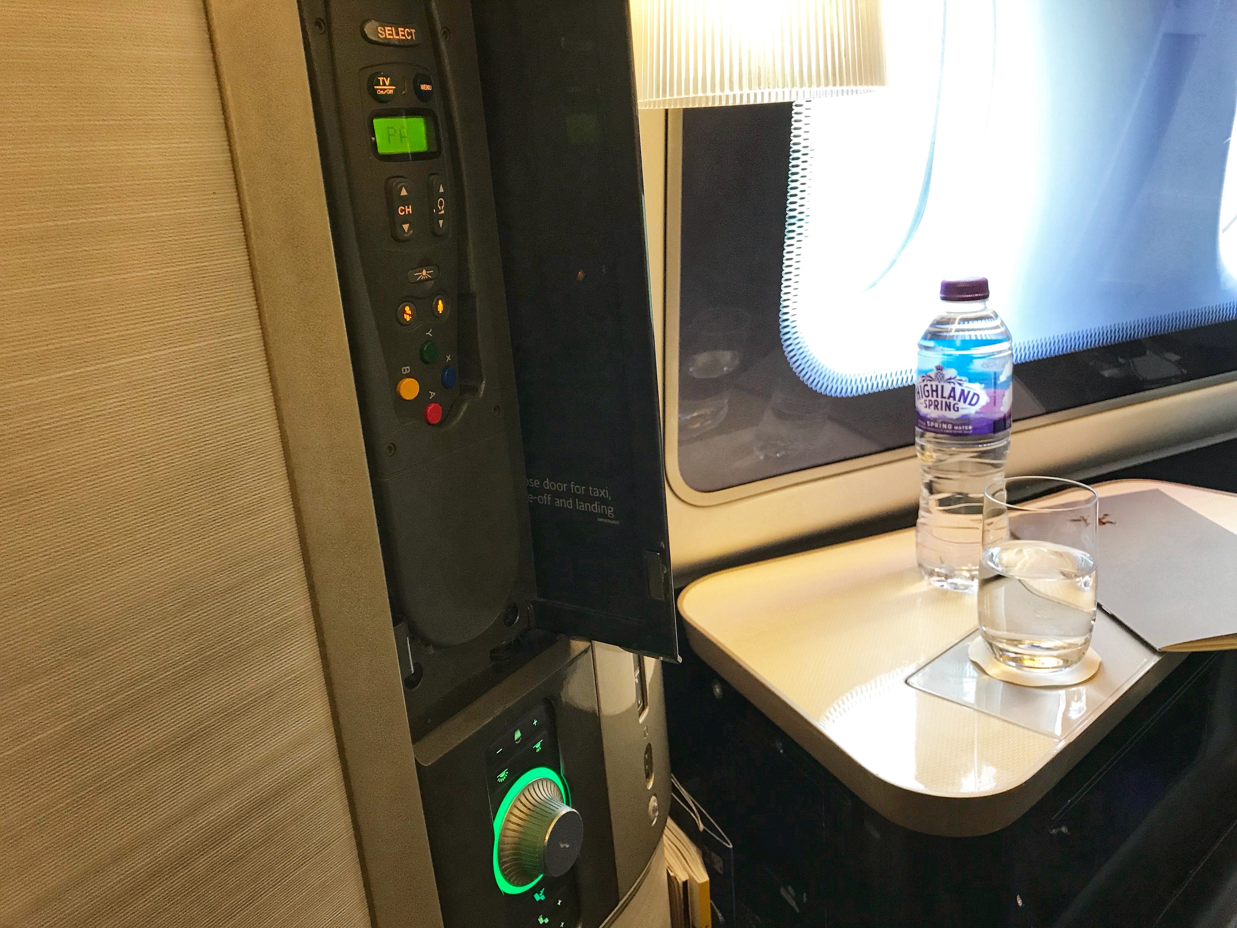 ƺ˾ر֡Ӣ׶Ϻ LHR-PVG 772ͷȲReport