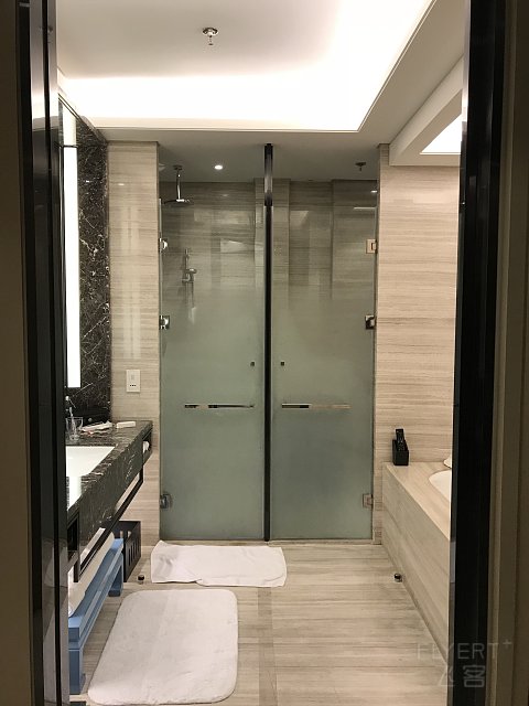 第一次入住，即刻爱上“它”——深圳前海华侨城JW万豪酒店