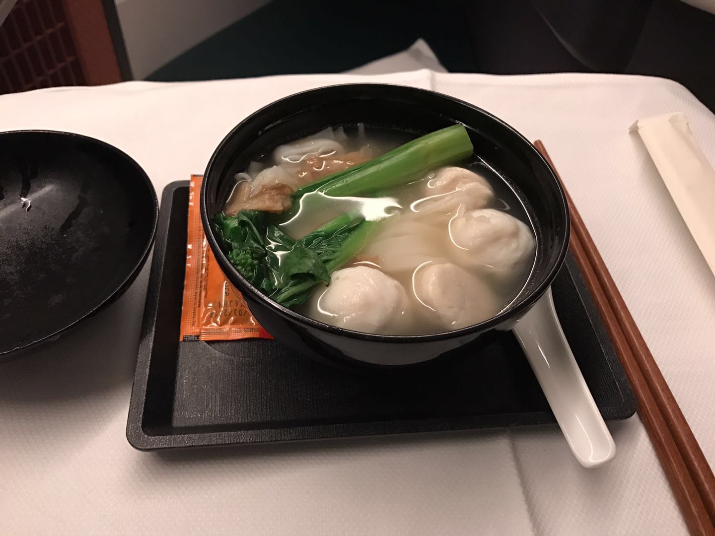 ʢѸĹ̩պۻ HKG-AMS/MXP-HKGͷȲ鱨
