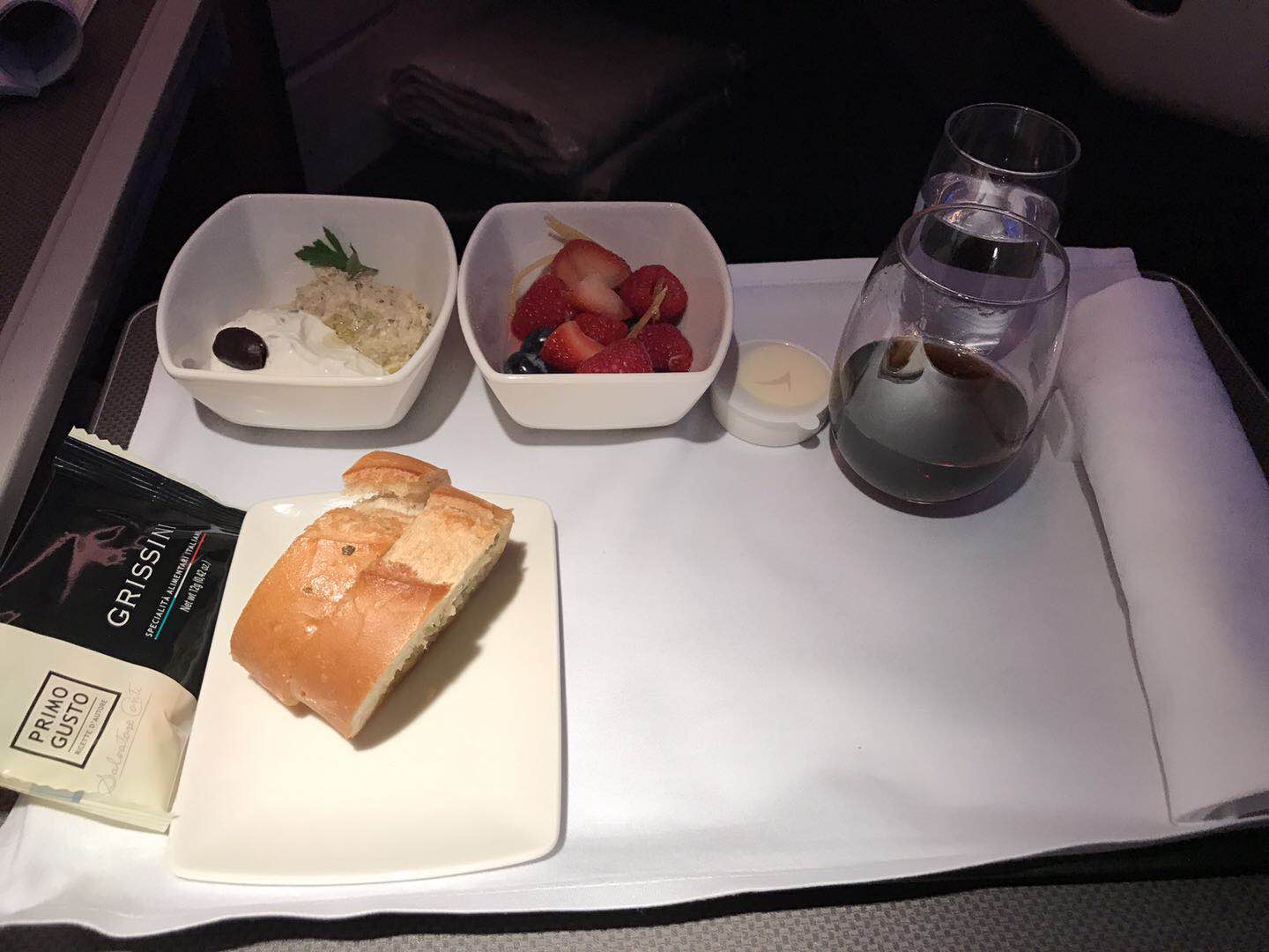 ʢѸĹ̩պۻ HKG-AMS/MXP-HKGͷȲ鱨