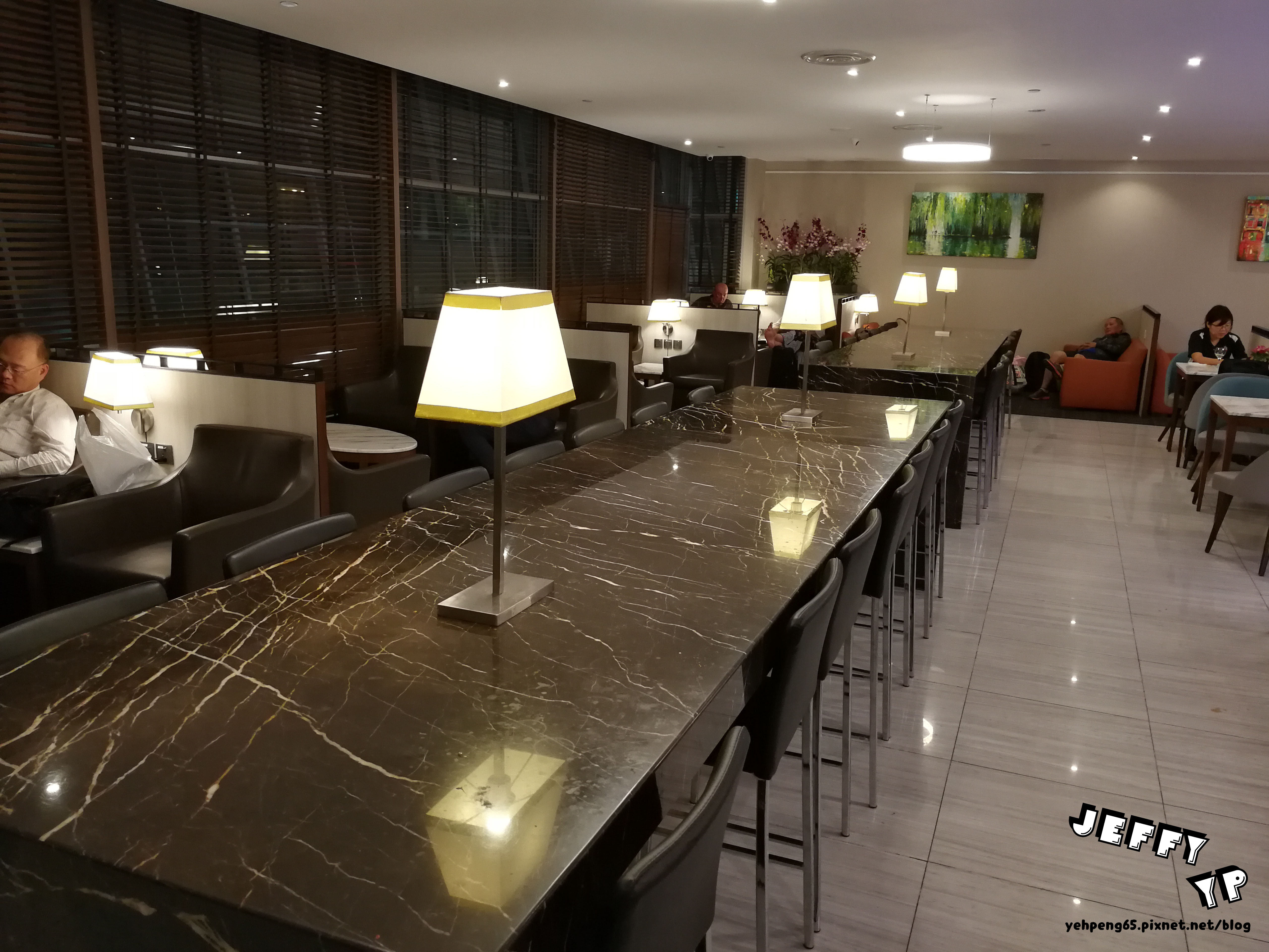 ¼ ˻T2 SATS Premier Lounge