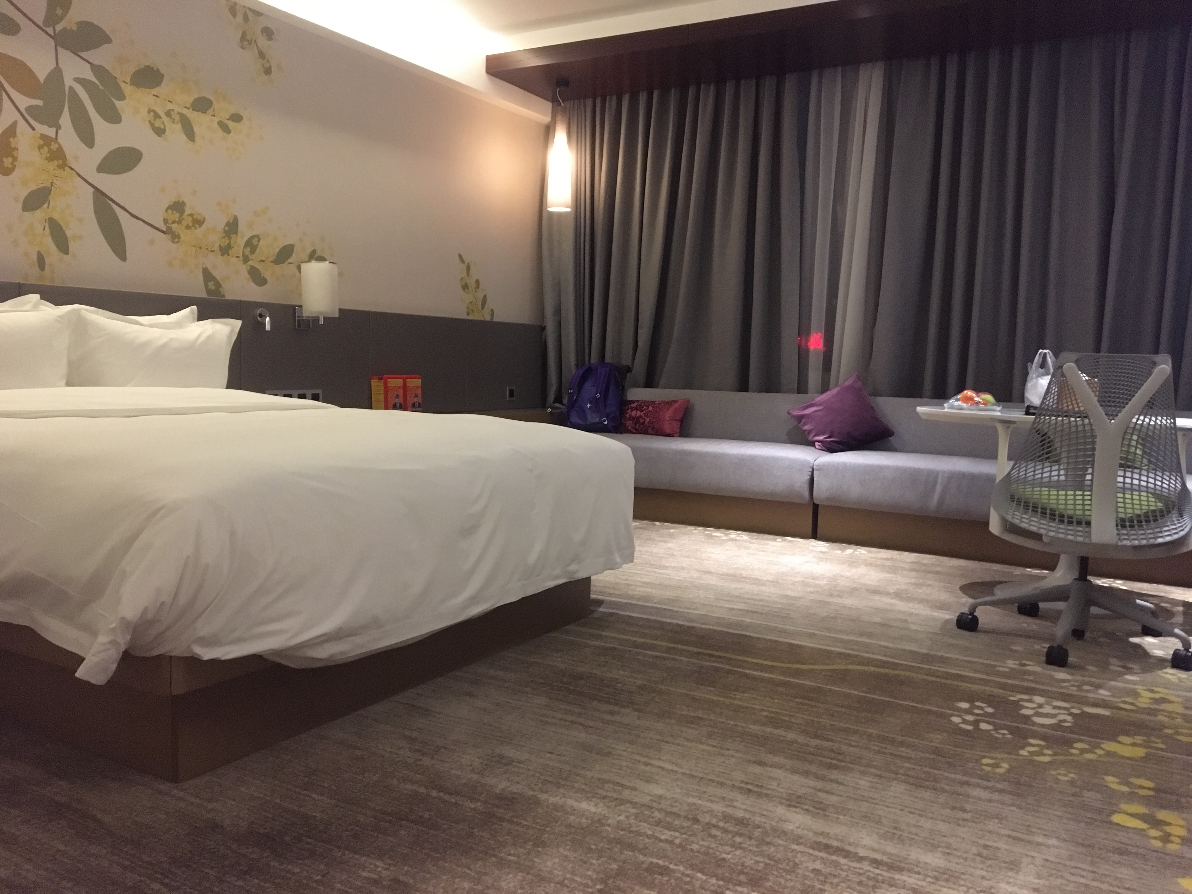 [Hilton]ˢʥشPKɽϣٻ԰vsϣٻ԰ûжԱȾû˺