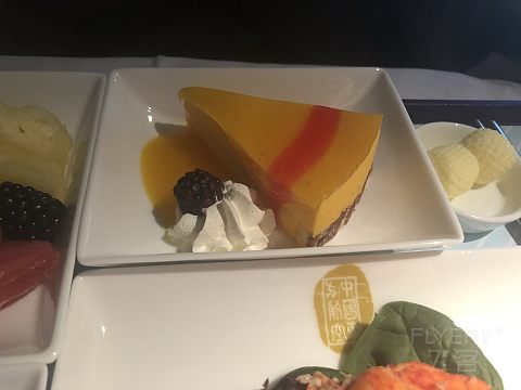 东航MU208 多伦多飞上海 商务舱