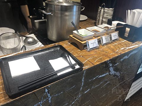 东航MU208 多伦多飞上海 商务舱