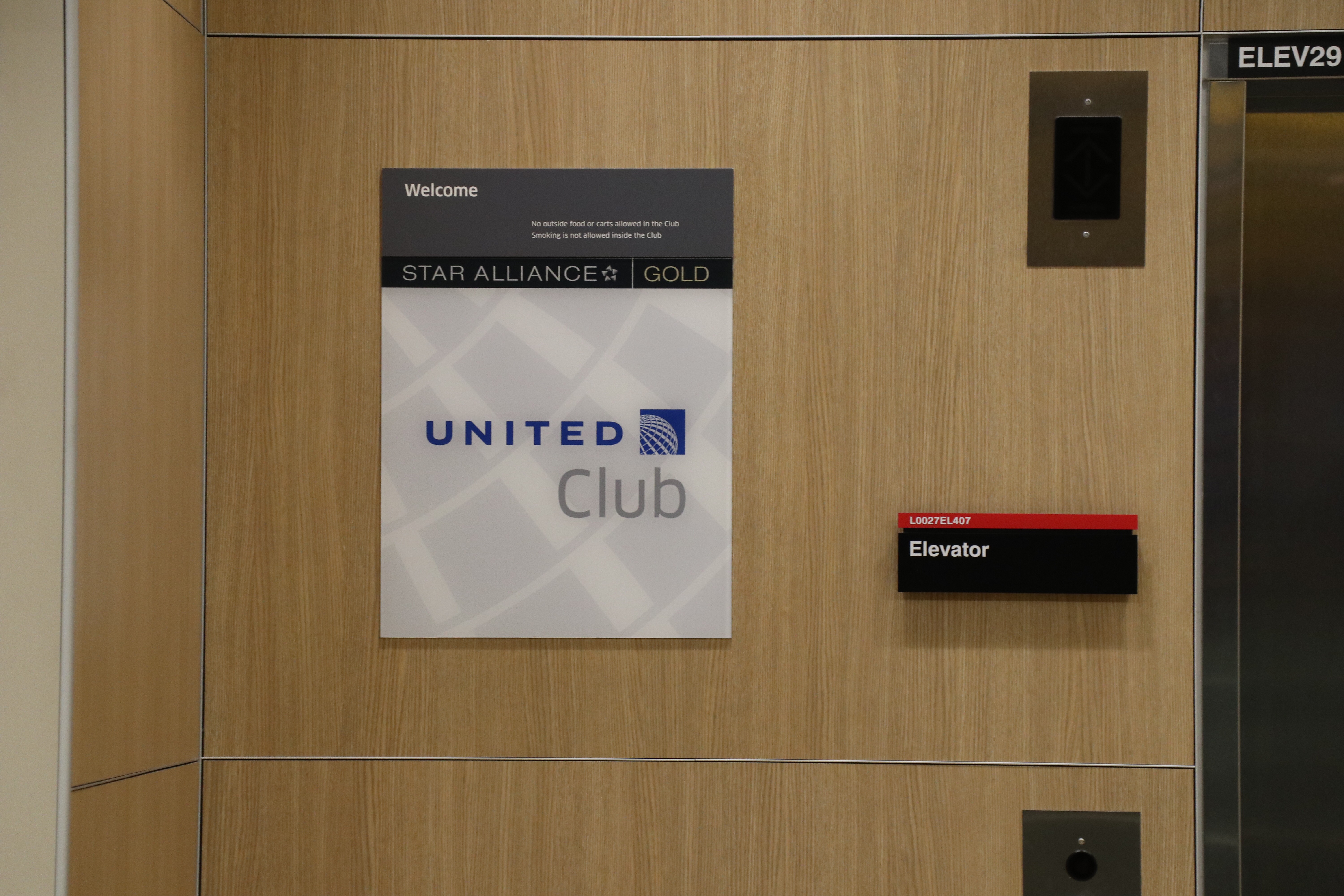 LoungeBOS United Club