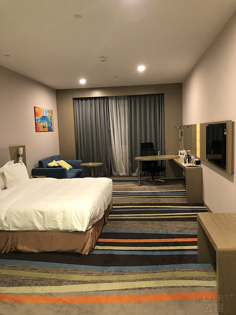 【过夜赶机】广州白云机场智选假日酒店