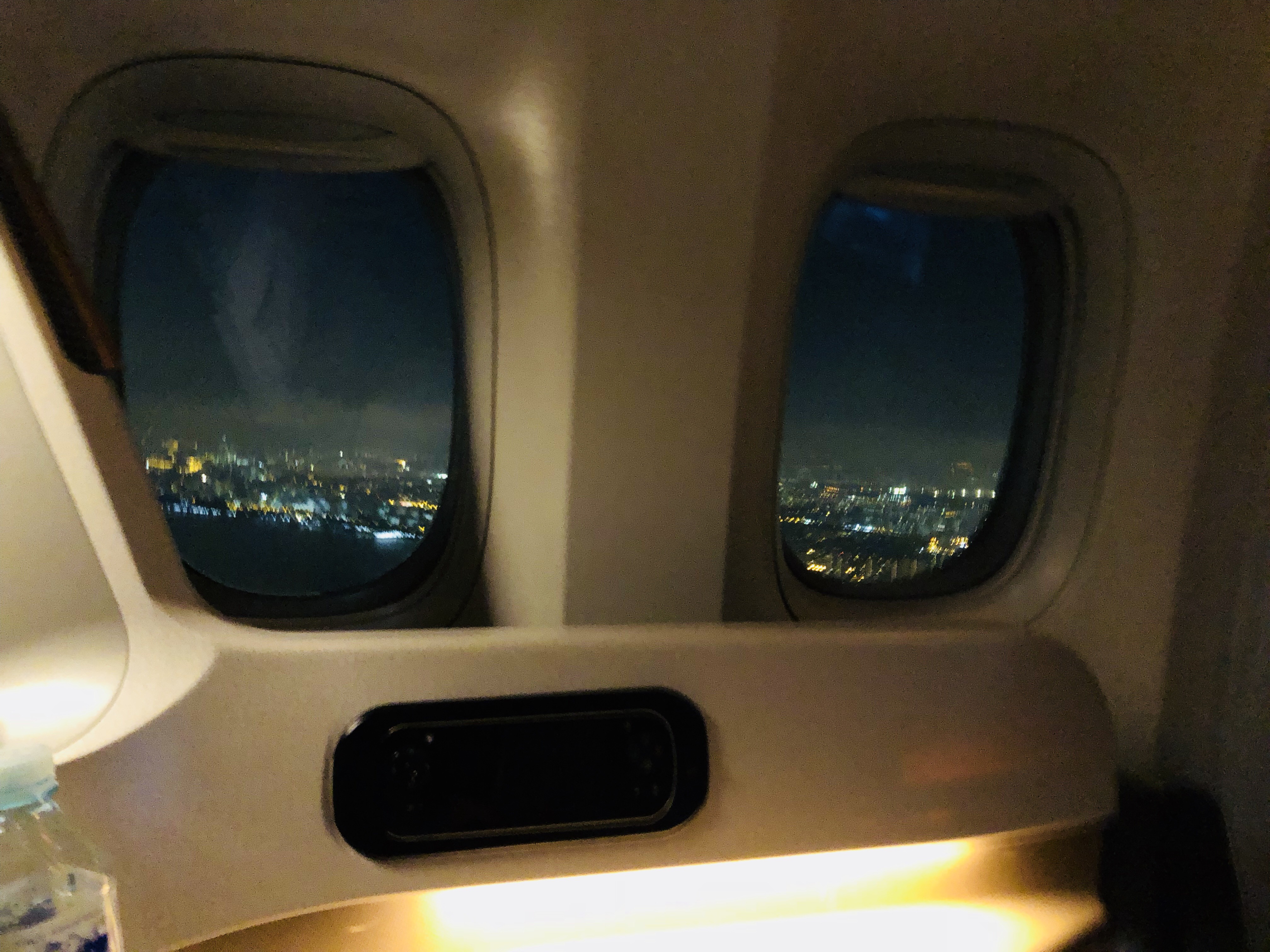 ǰ ȫ ¼º77W PEK-SIN-CGK SQ801+SQ952 11² VS 9ɲ