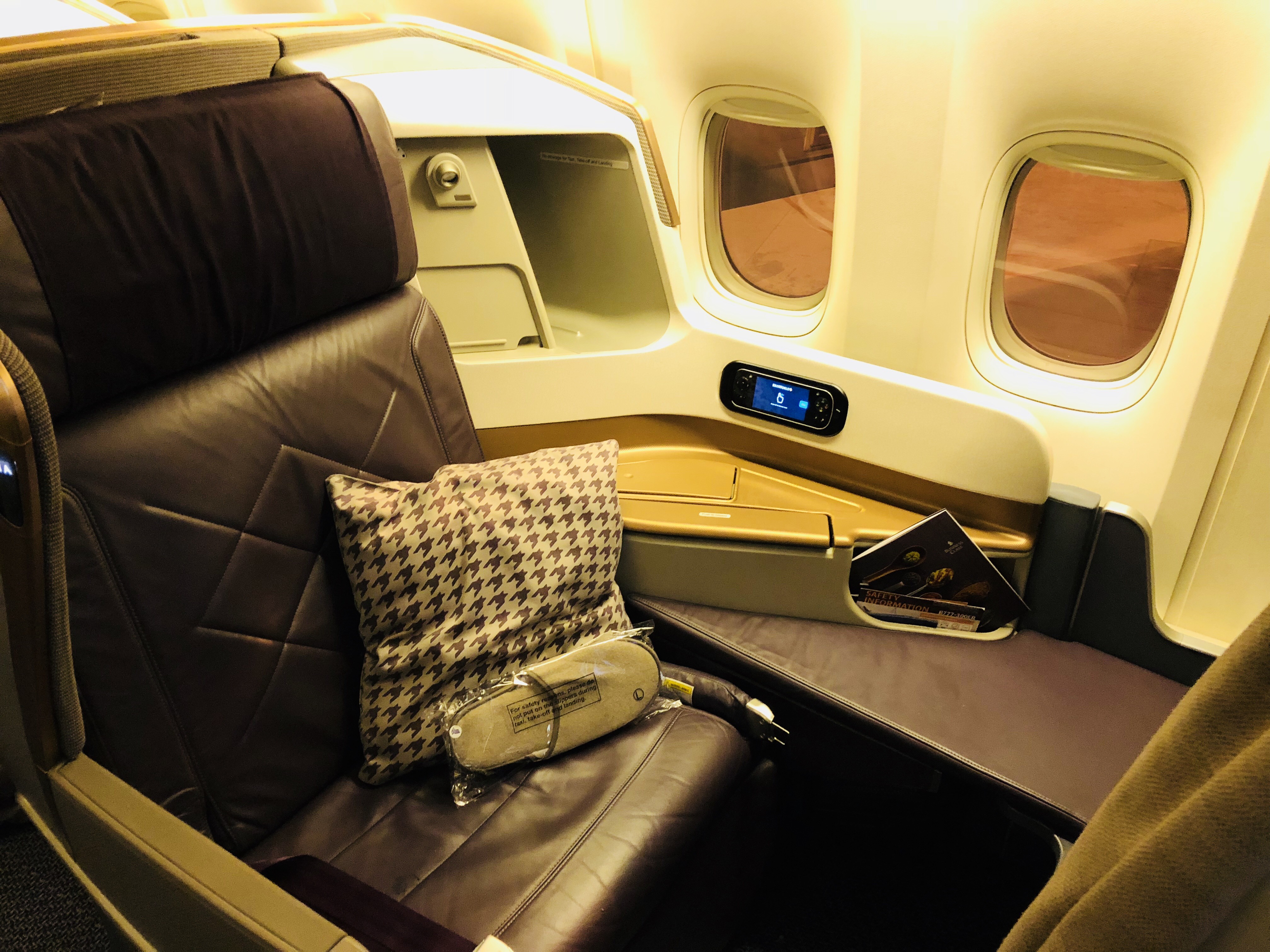 ǰ ȫ ¼º77W PEK-SIN-CGK SQ801+SQ952 11² VS 9ɲ