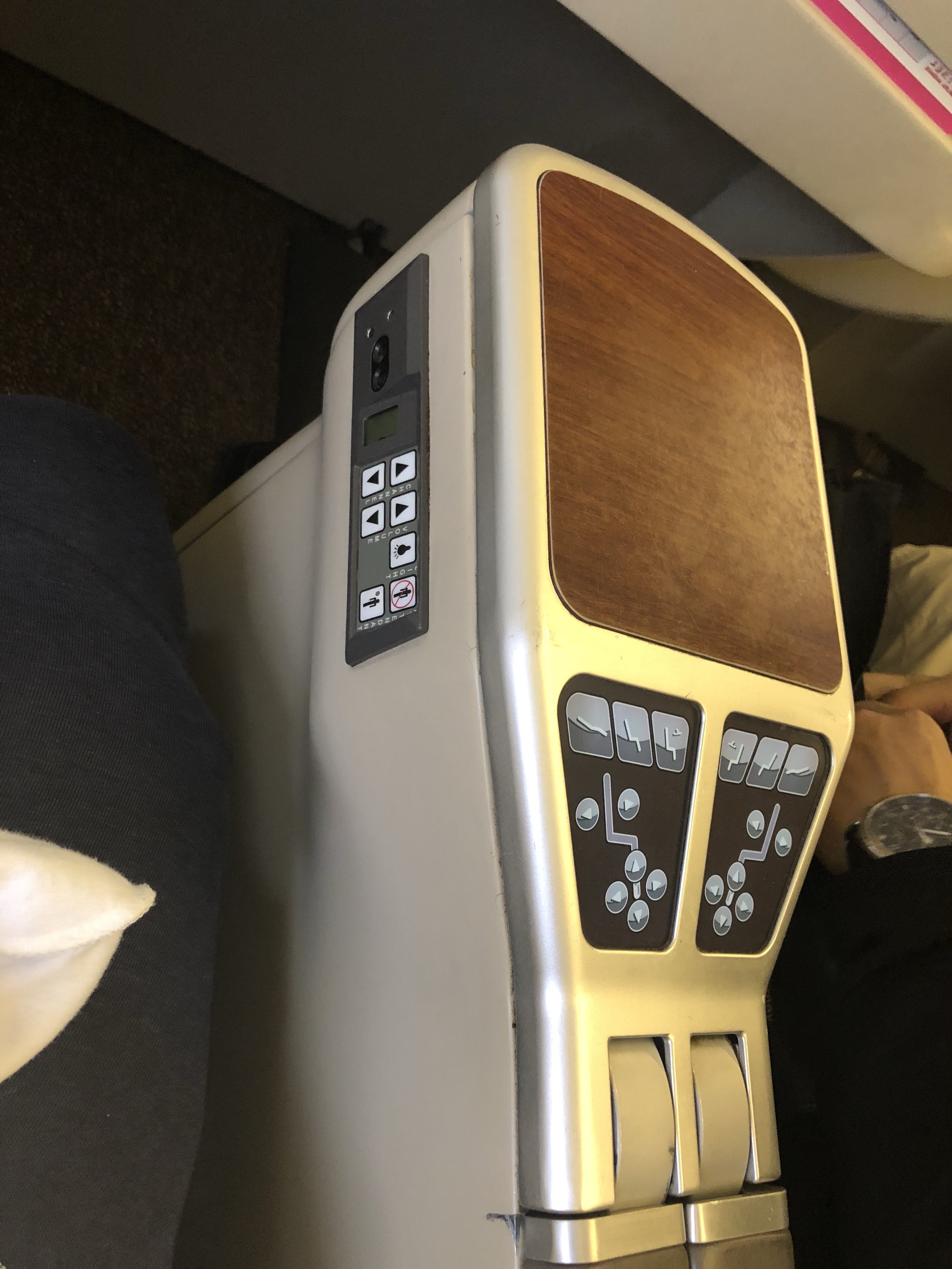 ϺB767-300