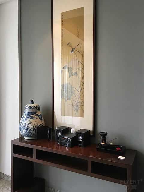 杨柳依依，流水潺潺，蛙聒鸟鸣，悠然入眠。西溪悦榕庄小住。