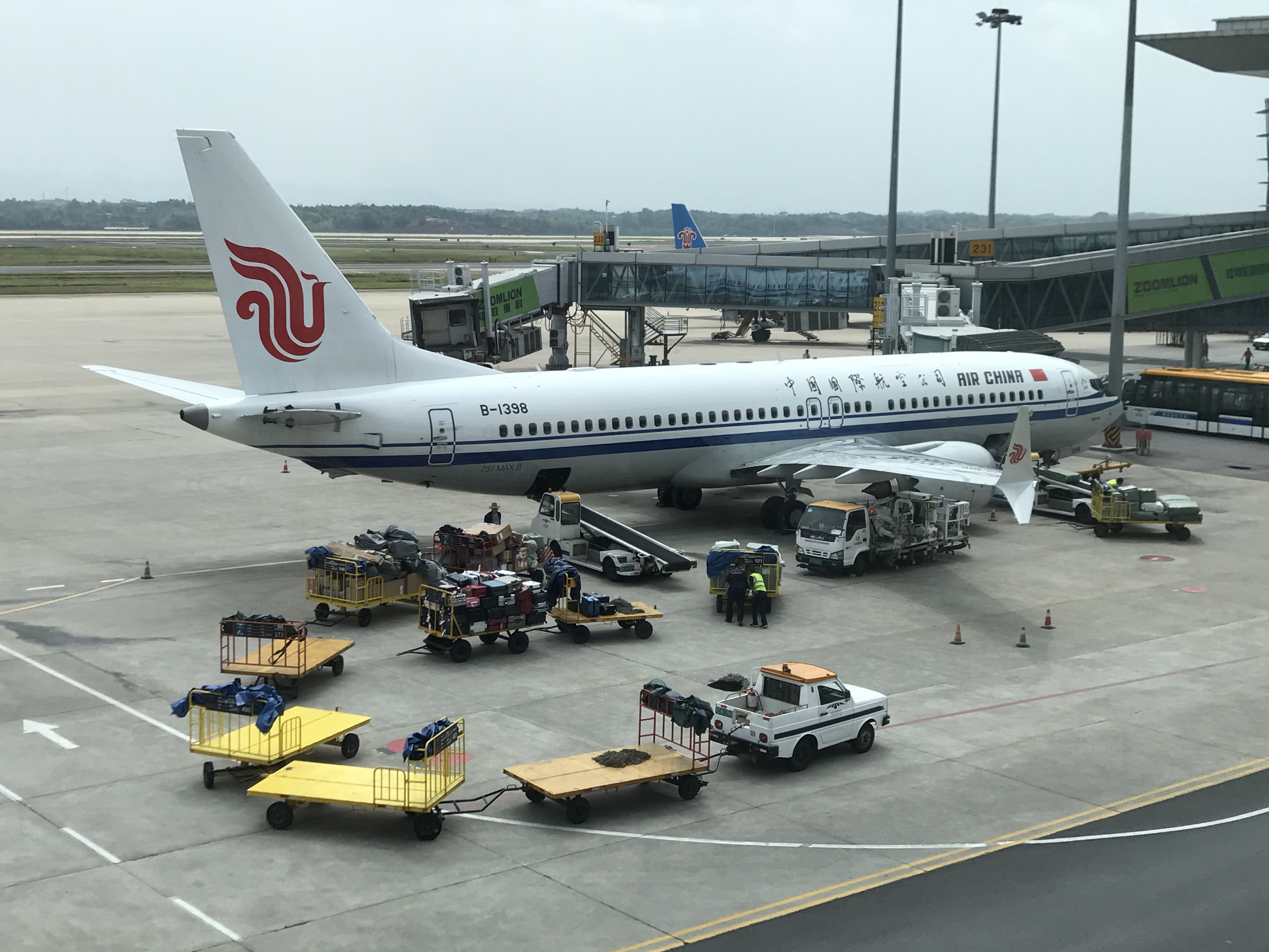 ׷737 MAX 8ܵķCA1343 -ɳ