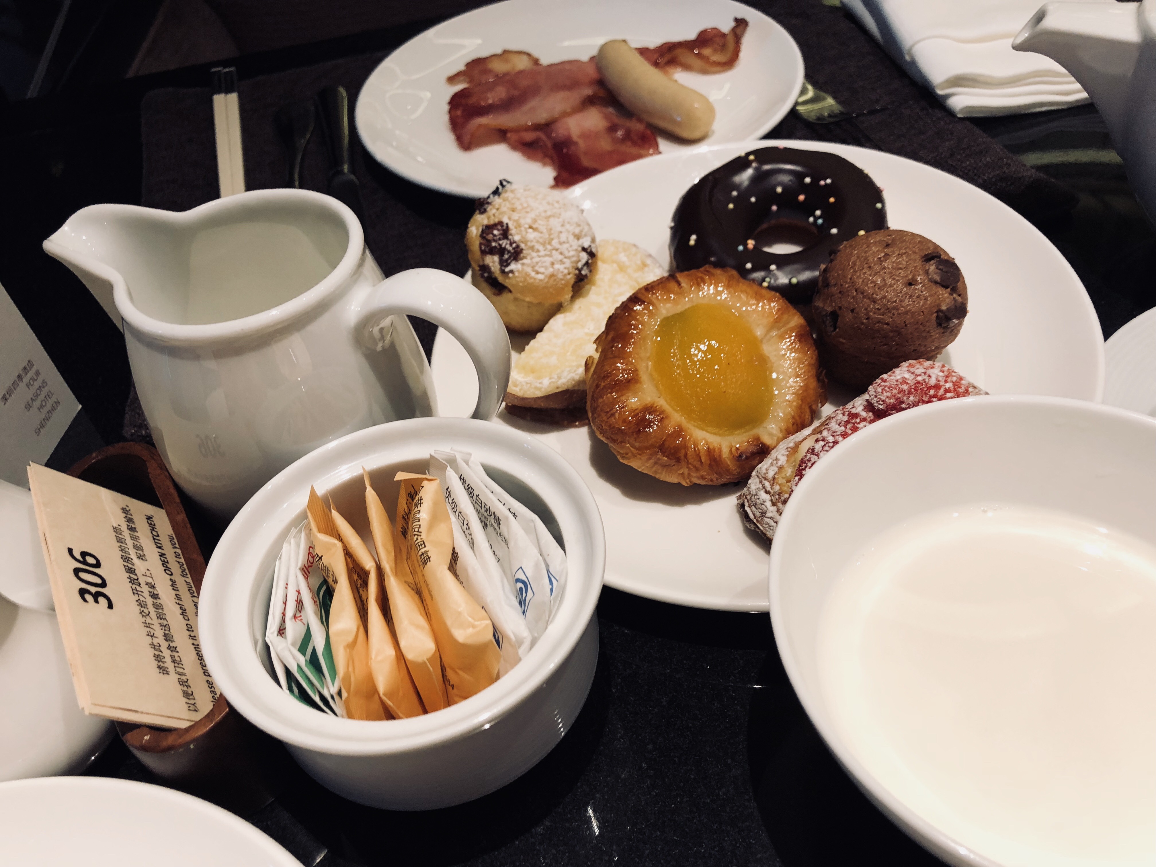 ļ Four seasons in Shenzhen
