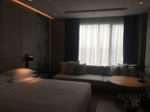 曼谷surawongse万豪不期而遇