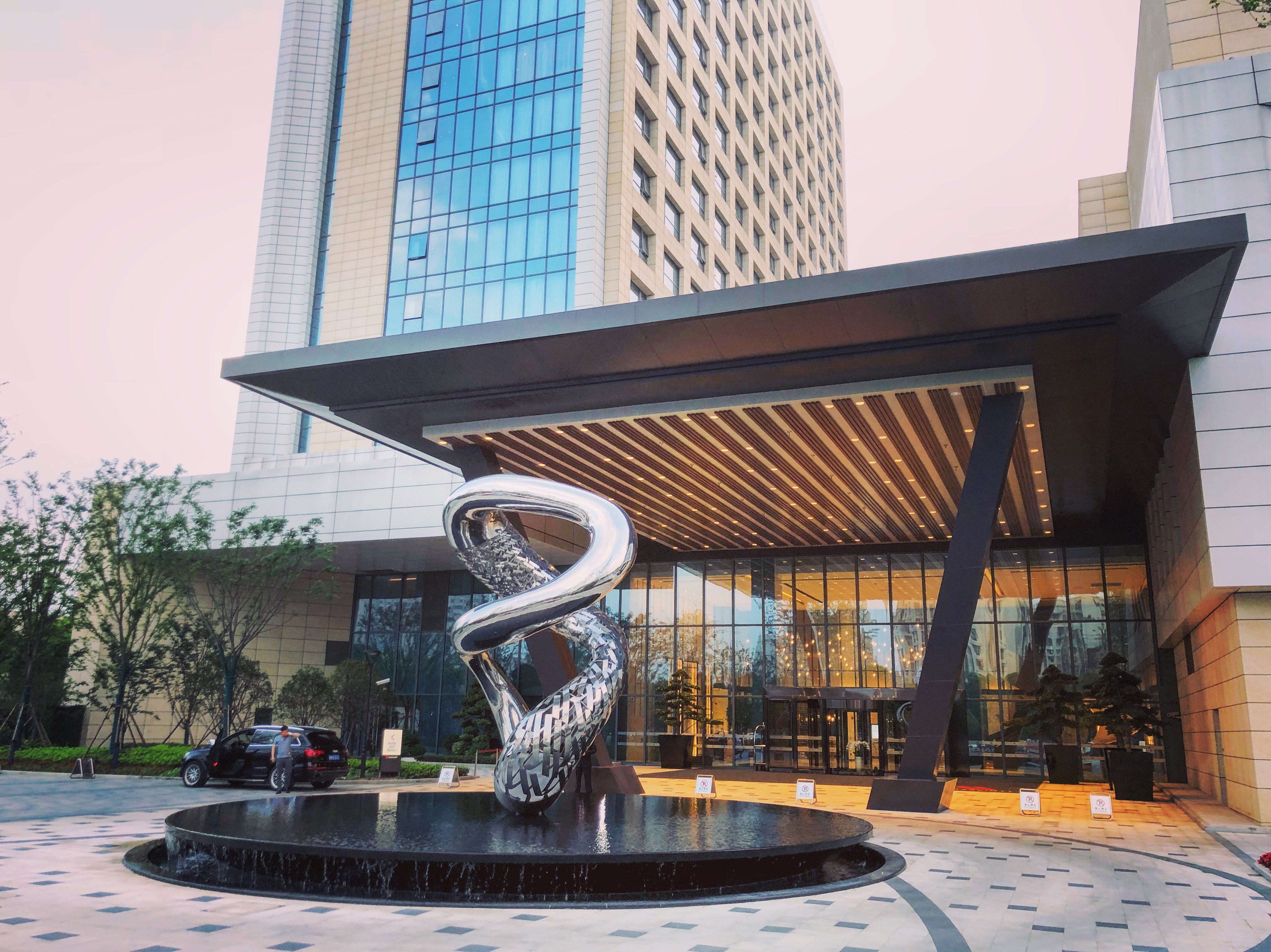 KIMI+ Ϻ | Marriott Hotel Shanghai Kangqiao