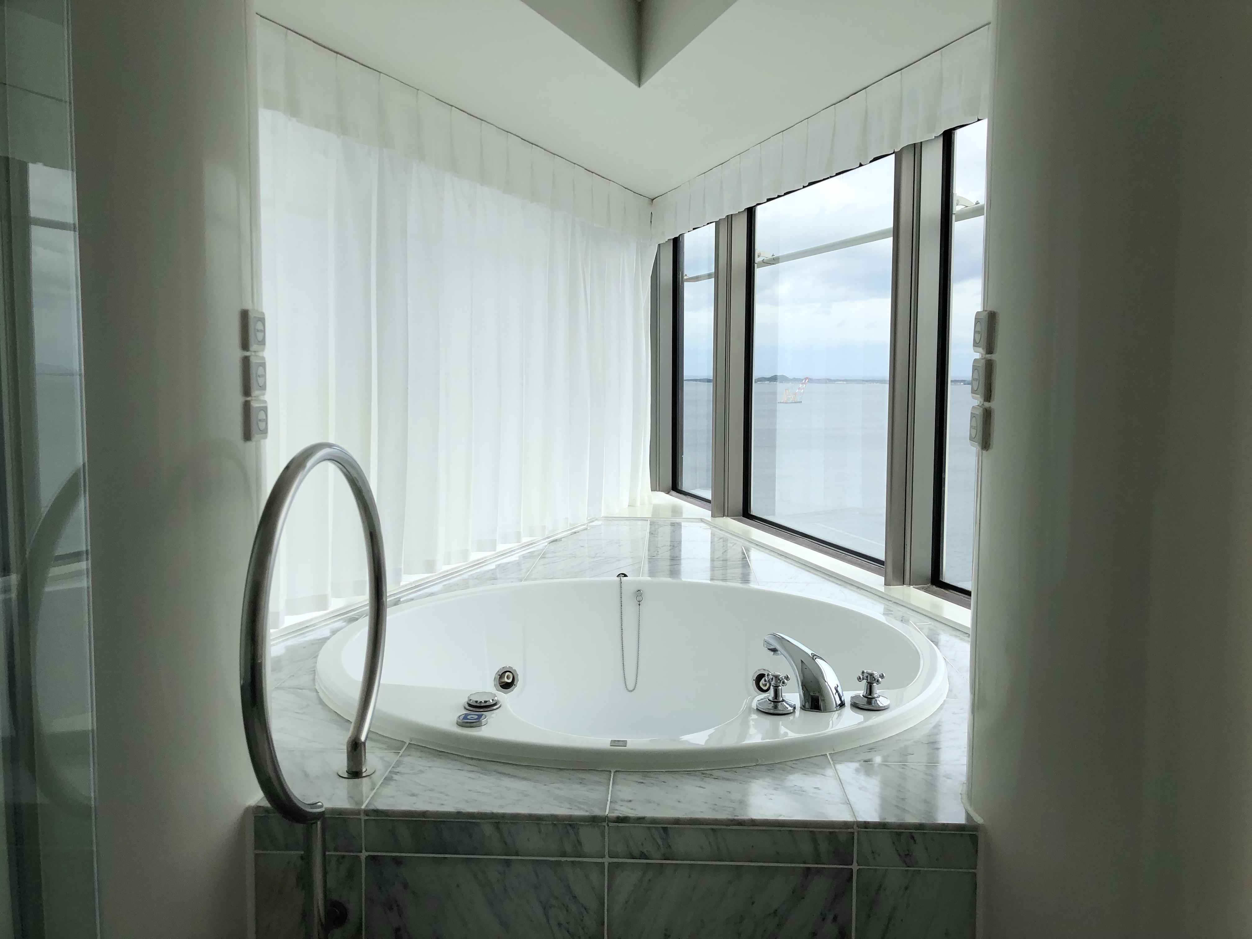 С޵ԸԡԺӥϣ٣Hilton Fukuoka Sea Hawkȫ